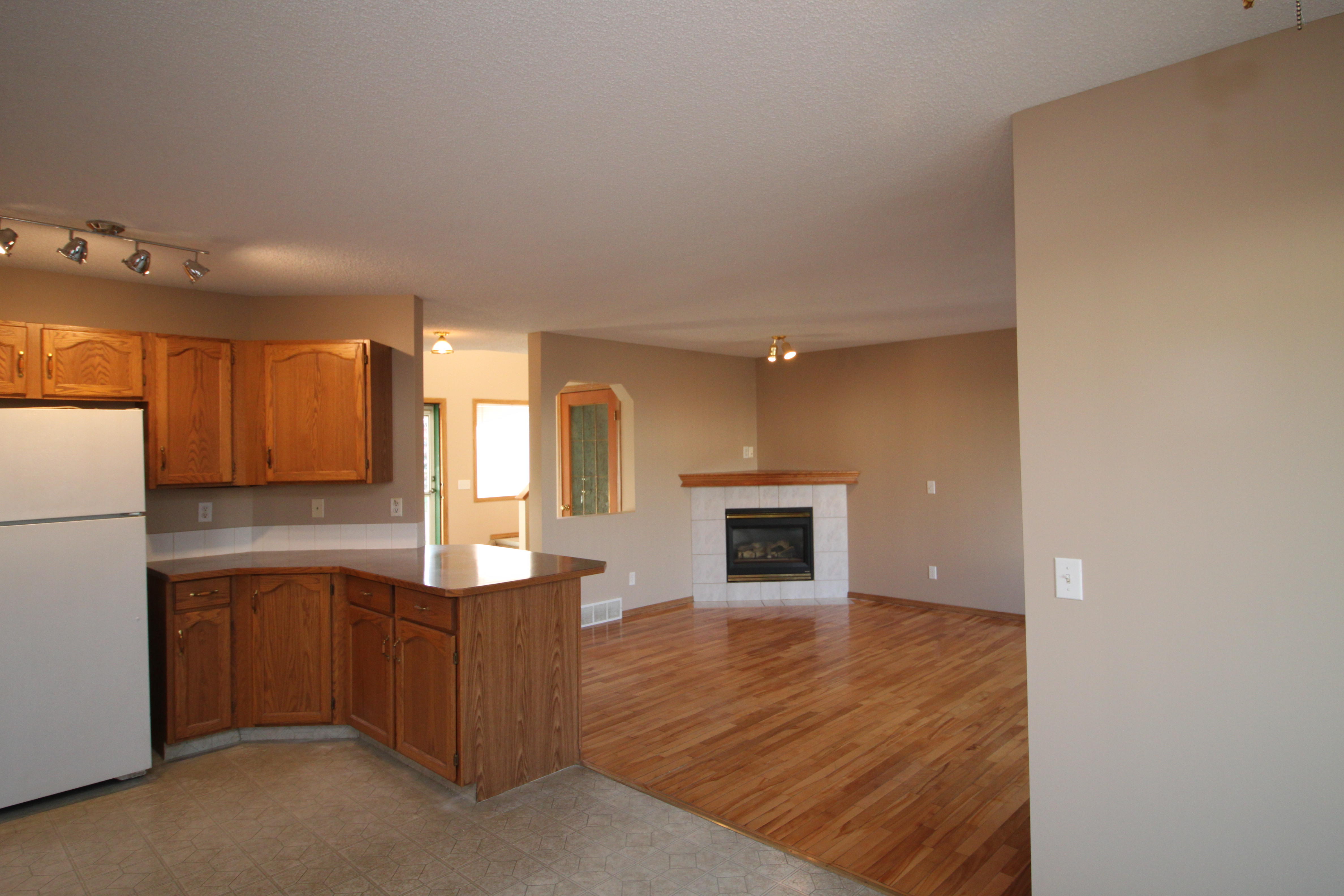 259 Covewood Park NE, Calgary, Alberta T3K 4V7, 3 Bedrooms Bedrooms, ,2.5 BathroomsBathrooms,House,For Rent,Covewood Park NE,1059