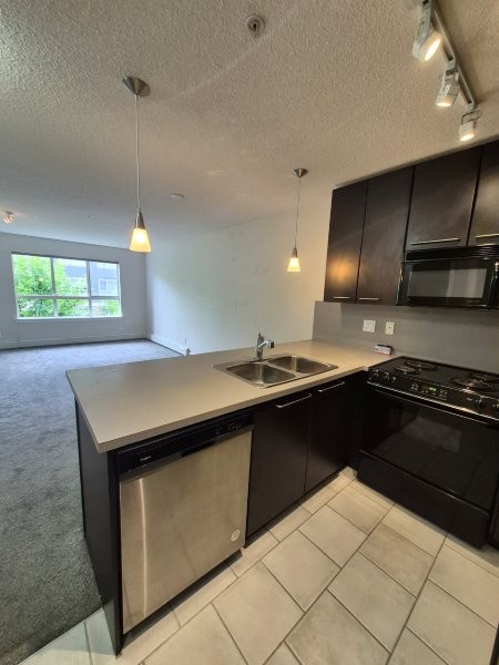 219, 35 Richard Court SW, Calgary, Alberta T3E 7N9, 1 Bedroom Bedrooms, ,1 BathroomBathrooms,Condo,For Rent,Morgan at the Park,Richard Court SW,219,1004 219, 35 Richard Court SW, Calgary, Alberta T3E 7N9, 1 Bedroom Bedrooms, ,1 BathroomBathrooms,Condo,For Rent,Morgan at the Park,Richard Court SW,219,1004