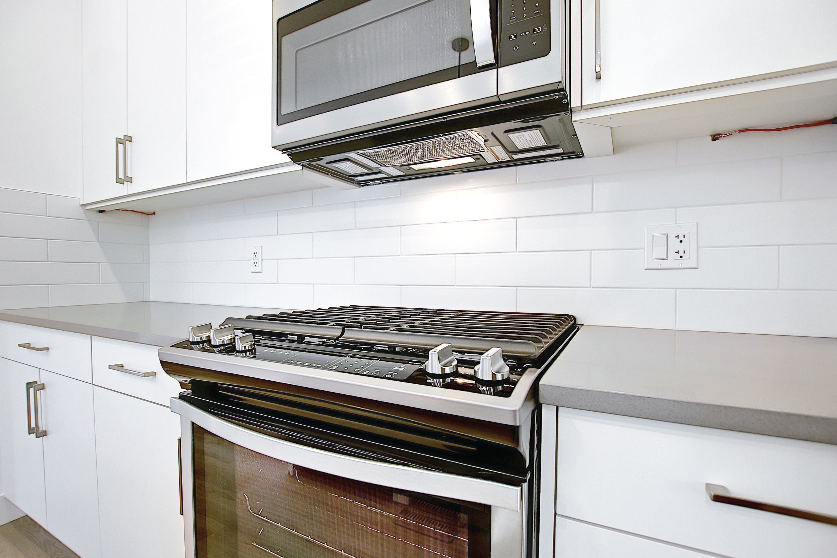 3241 Kinsale Road SW, Calgary, Alberta T3E 4S1, 2 Bedrooms Bedrooms, ,2 BathroomsBathrooms,Townhouse,For Rent,Kinsale Road SW,1125