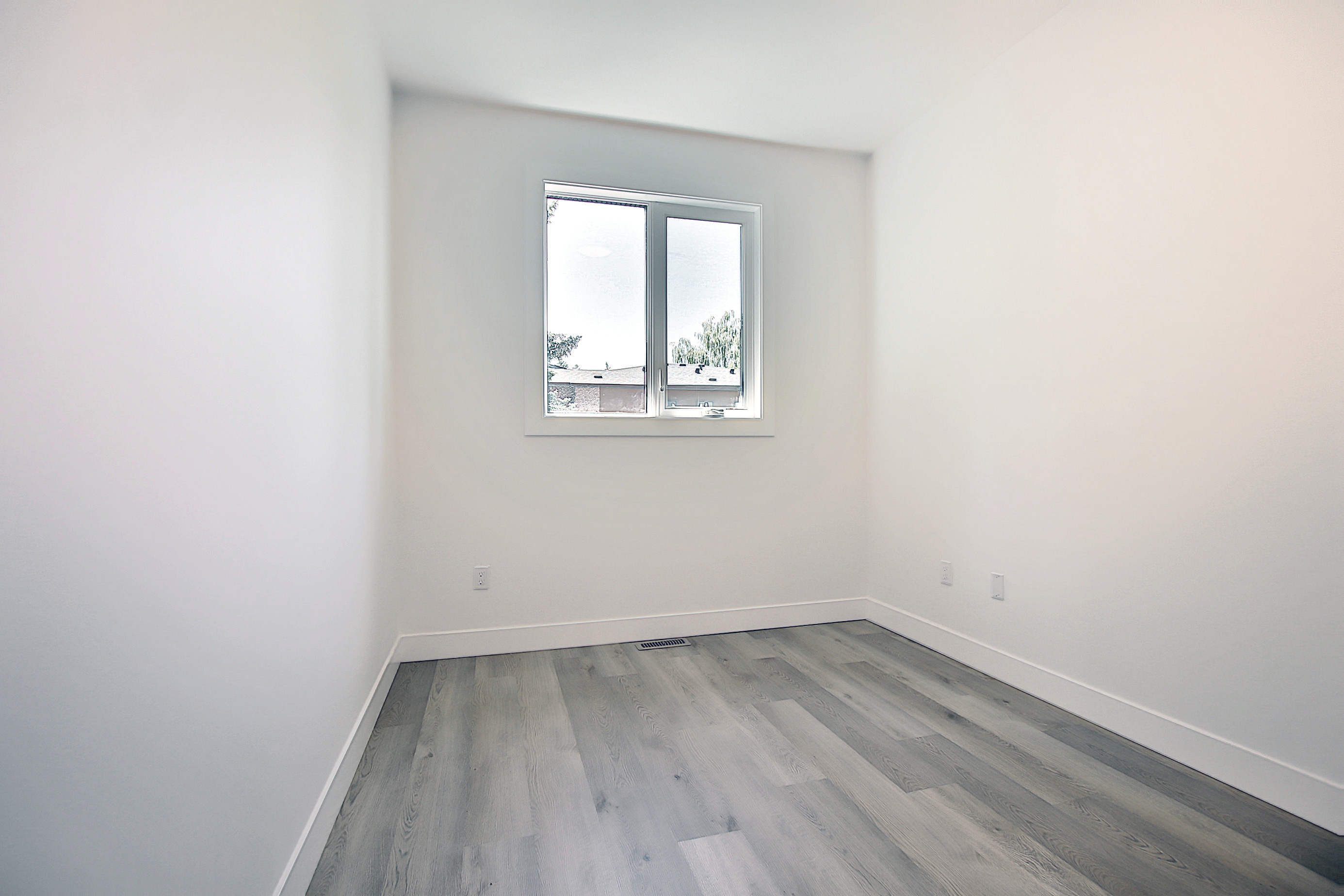 3241 Kinsale Road SW, Calgary, Alberta T3E 4S1, 2 Bedrooms Bedrooms, ,2 BathroomsBathrooms,Townhouse,For Rent,Kinsale Road SW,1125