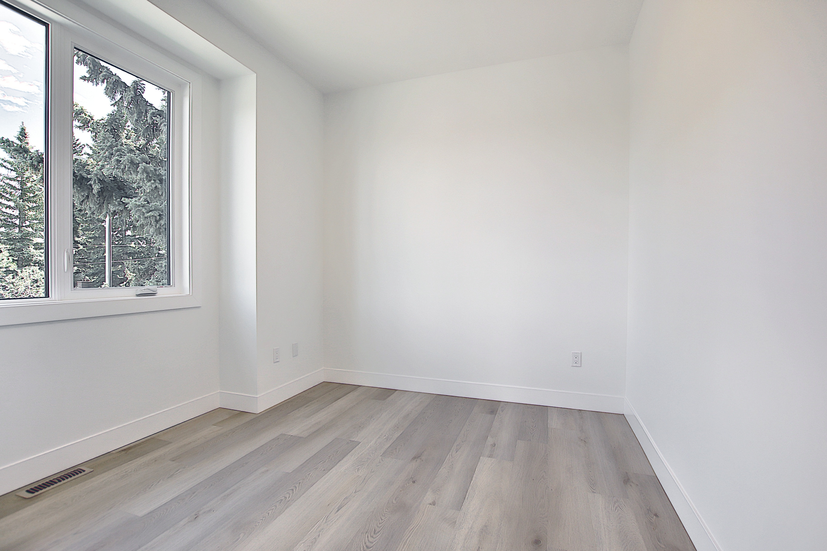 3241 Kinsale Road SW, Calgary, Alberta T3E 4S1, 2 Bedrooms Bedrooms, ,2 BathroomsBathrooms,Townhouse,For Rent,Kinsale Road SW,1125