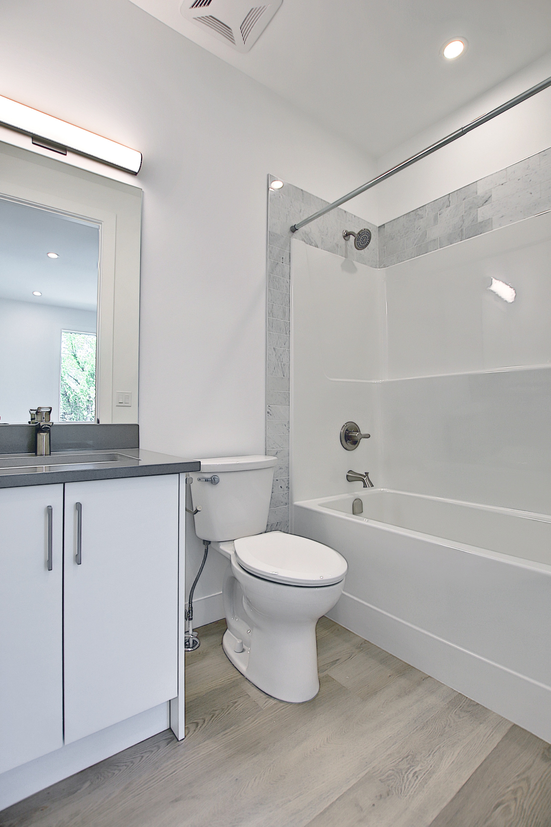 3241 Kinsale Road SW, Calgary, Alberta T3E 4S1, 2 Bedrooms Bedrooms, ,2 BathroomsBathrooms,Townhouse,For Rent,Kinsale Road SW,1125