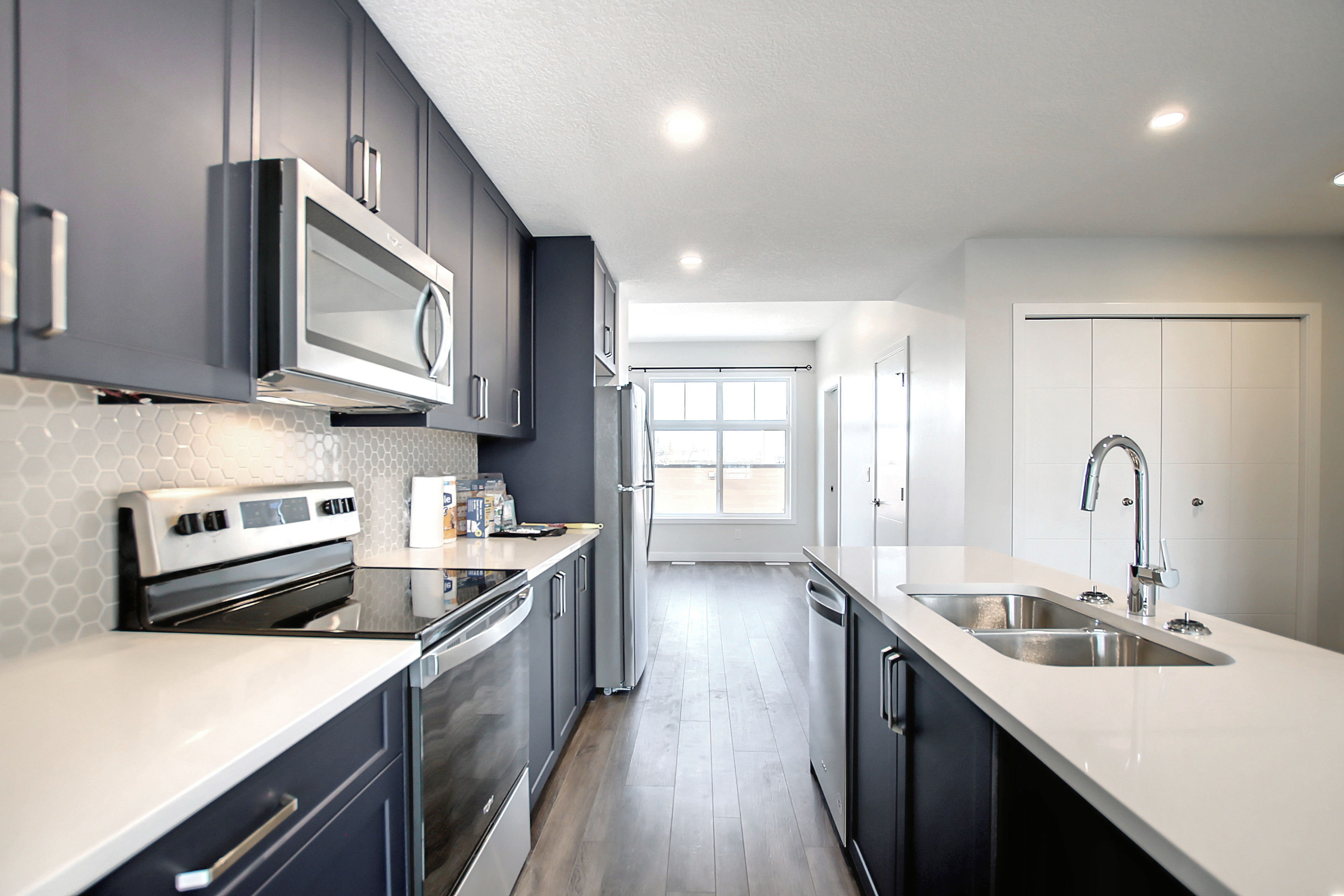 123 Les Jardin Park, Calgary, Alberta T2C 5V3, 2 Bedrooms Bedrooms, ,2 BathroomsBathrooms,Townhouse,For Rent,Les Jardin Park,1134 123 Les Jardin Park, Calgary, Alberta T2C 5V3, 2 Bedrooms Bedrooms, ,2 BathroomsBathrooms,Townhouse,For Rent,Les Jardin Park,1134