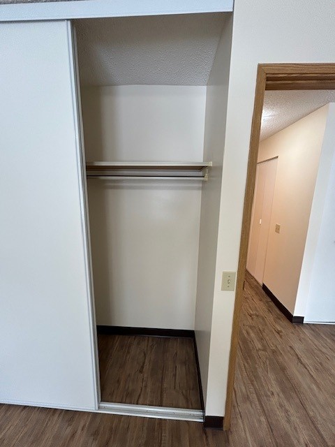 3139 Bowwood Drive NW, Calgary, Alberta T3B 5G2, 1 Bedroom Bedrooms, ,1 BathroomBathrooms,Condo,For Rent,Bowbridge Manor,Bowwood Drive NW,1150