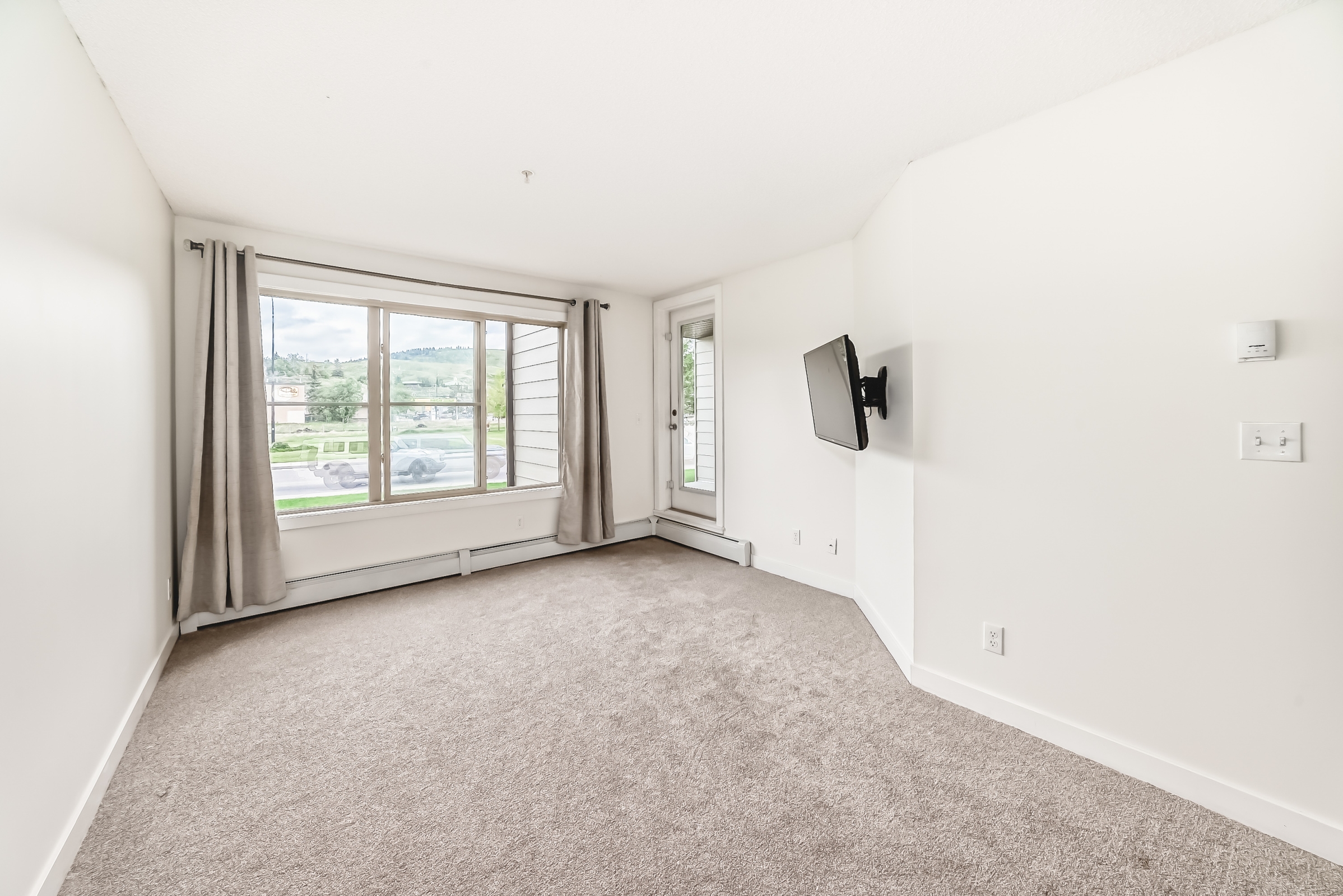 1112, 625 Glenbow Drive, Cochrane, Alberta T4C 1E8, 2 Bedrooms Bedrooms, ,1 BathroomBathrooms,Condo,For Rent,Glenbow Drive,1112,1165