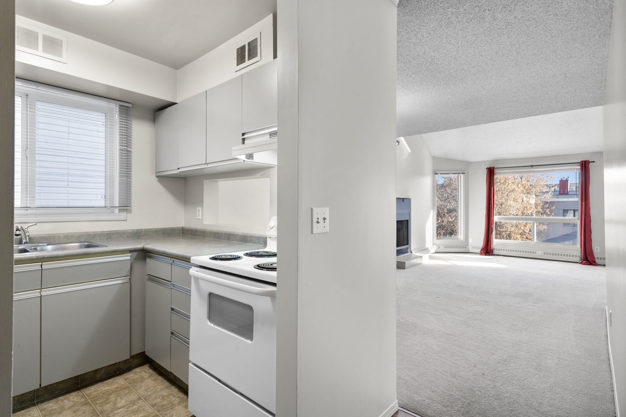 306, 1720 13 St SW, Calgary, Alberta T3A 2E6, 2 Bedroom Bedrooms, 0 ,1 BathroomBathrooms,Condo,For Rent,Labatt House,13 St SW,306,1173