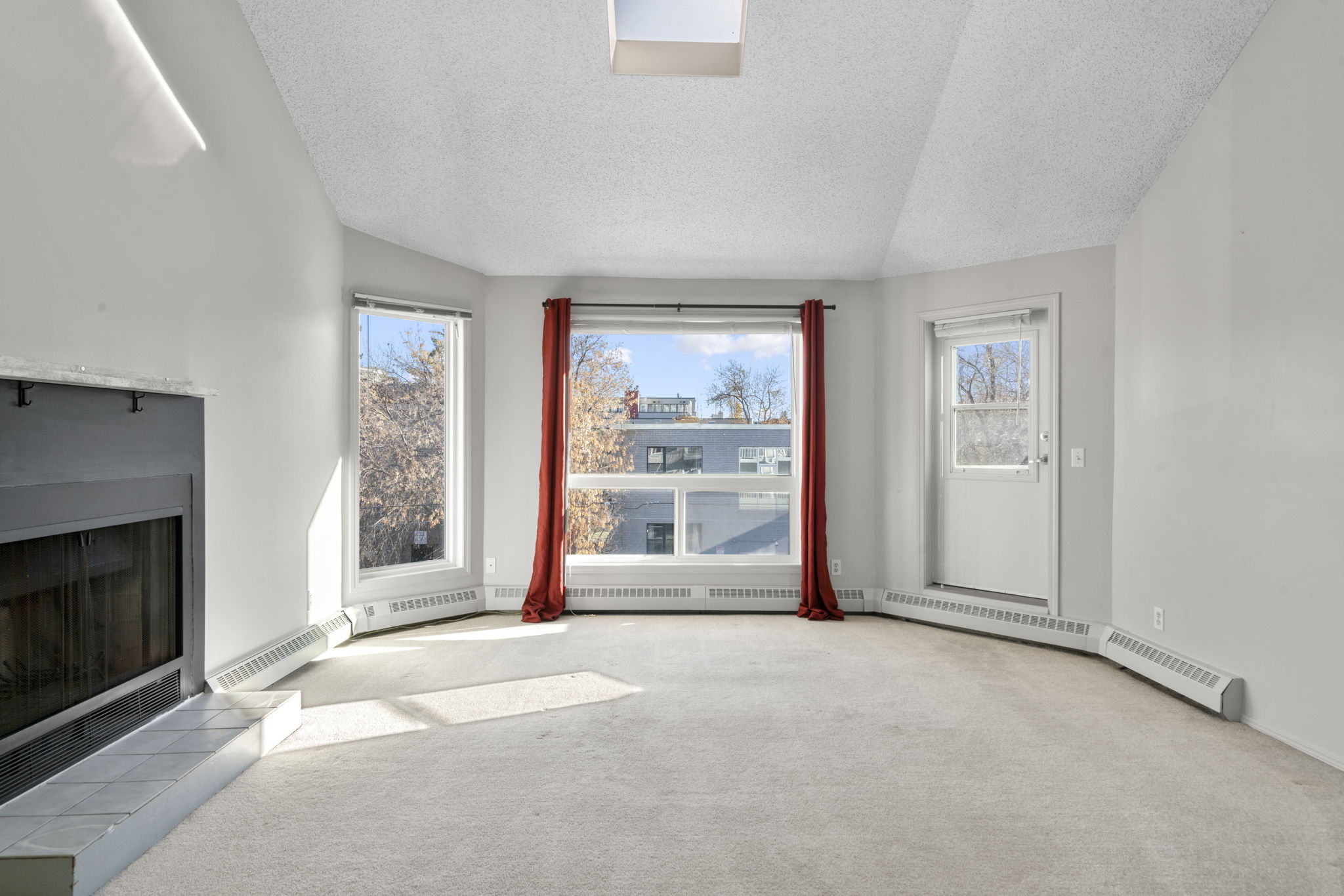 306, 1720 13 St SW, Calgary, Alberta T3A 2E6, 2 Bedroom Bedrooms, 0 ,1 BathroomBathrooms,Condo,For Rent,Labatt House,13 St SW,306,1173