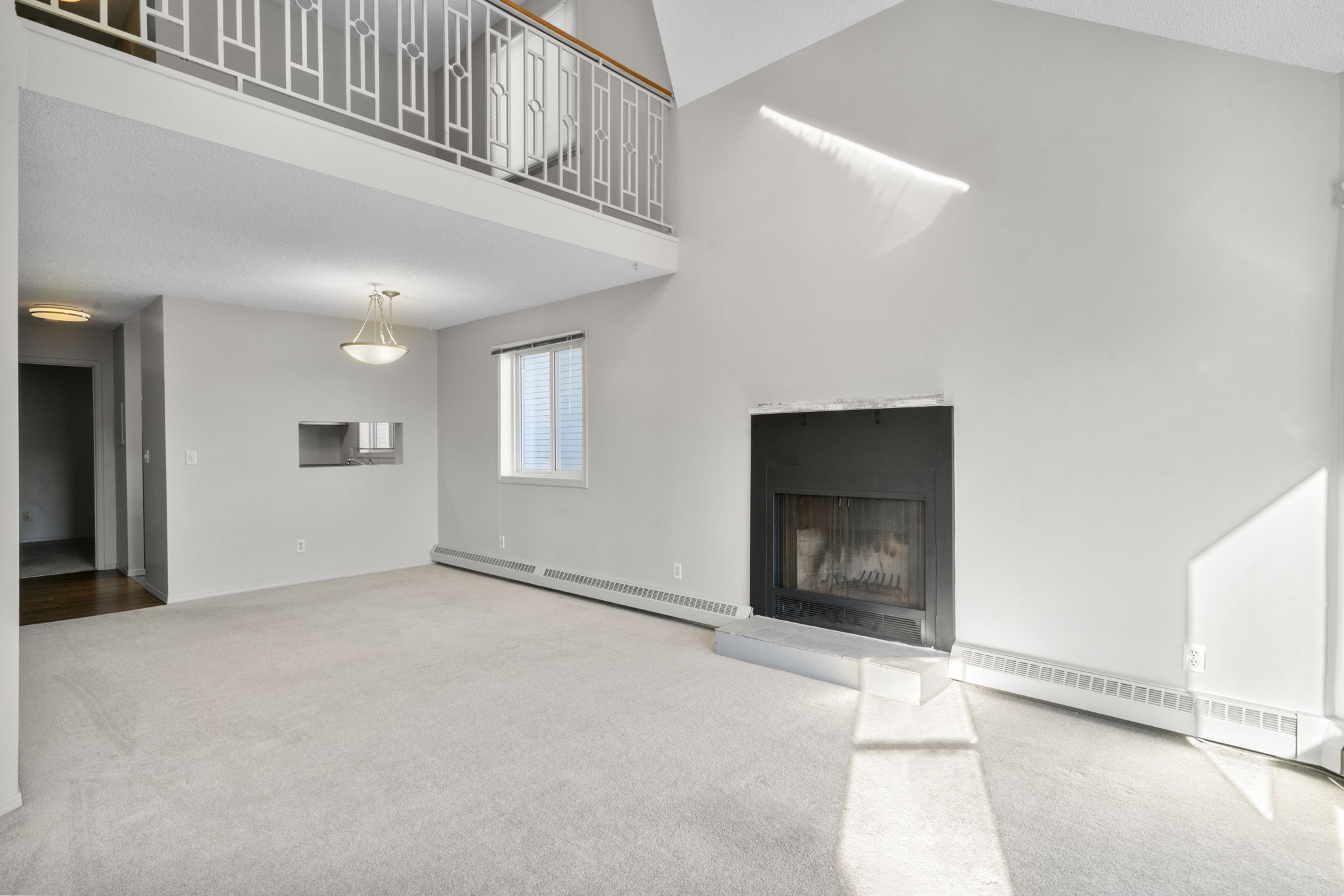 306, 1720 13 St SW, Calgary, Alberta T3A 2E6, 2 Bedroom Bedrooms, 0 ,1 BathroomBathrooms,Condo,For Rent,Labatt House,13 St SW,306,1173