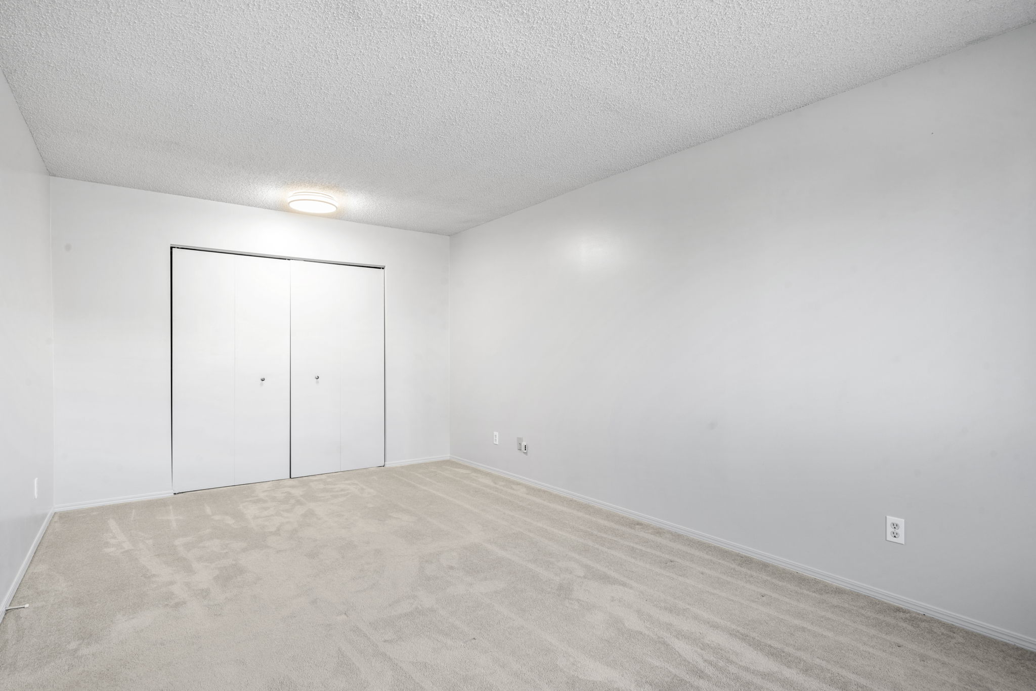 306, 1720 13 St SW, Calgary, Alberta T3A 2E6, 2 Bedroom Bedrooms, 0 ,1 BathroomBathrooms,Condo,For Rent,Labatt House,13 St SW,306,1173