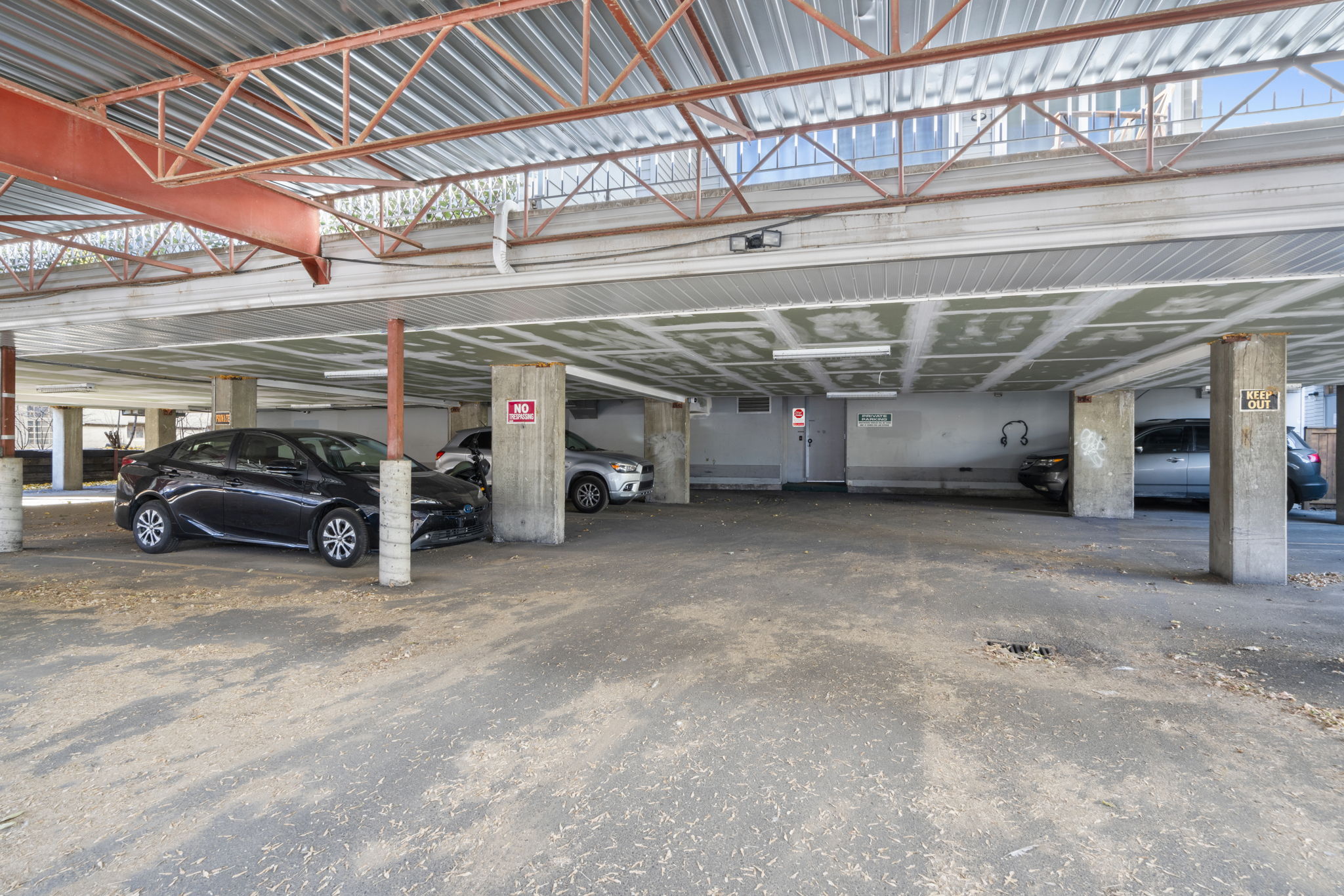306, 1720 13 St SW, Calgary, Alberta T3A 2E6, 2 Bedroom Bedrooms, 0 ,1 BathroomBathrooms,Condo,For Rent,Labatt House,13 St SW,306,1173