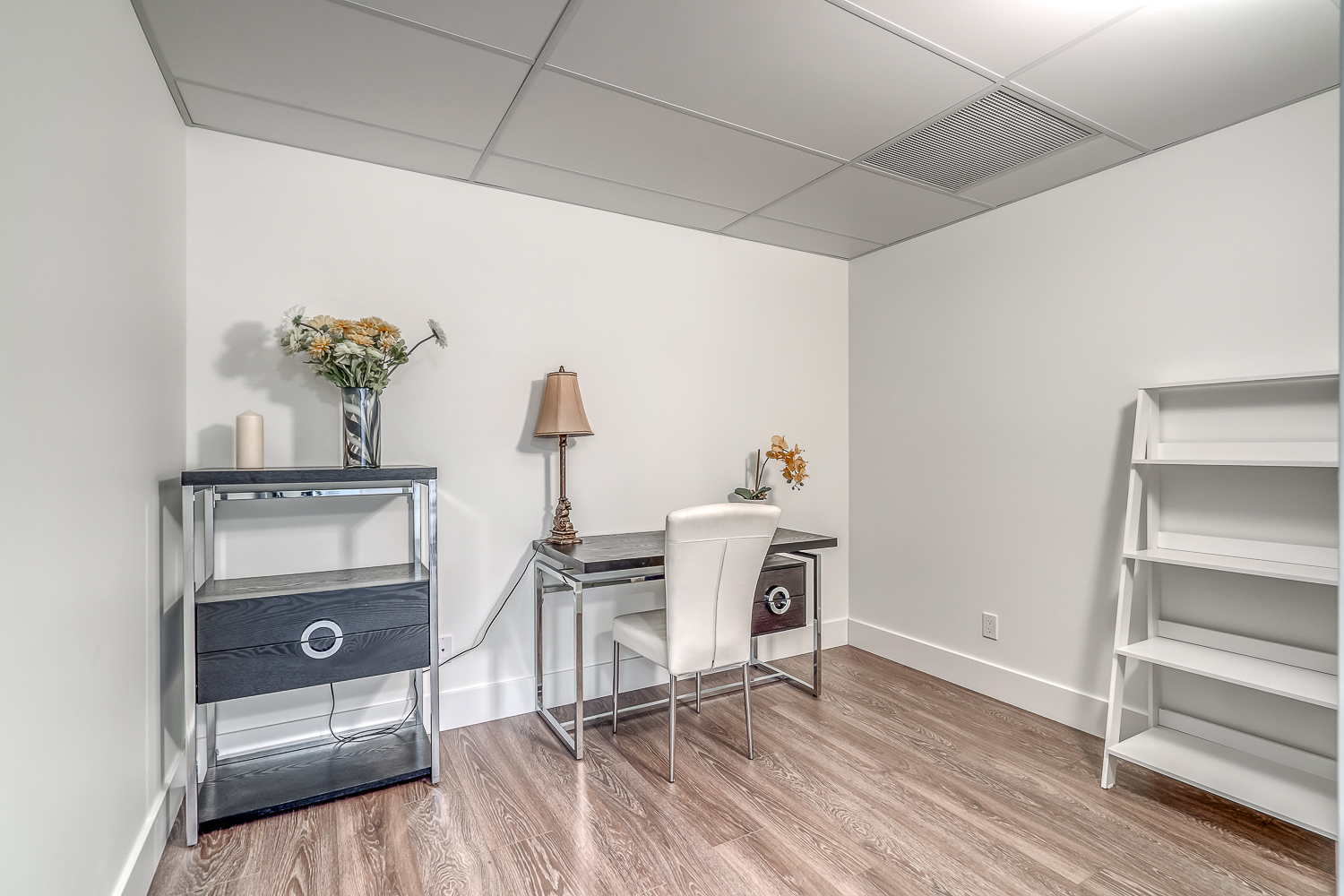 210, 3320 3 Ave NW, Calgary, Alberta T2N 0L9, 2 Bedroom Bedrooms, 0 ,2 BathroomBathrooms,Apartment,For Rent,Riviera On The Bow,3 Ave NW,210,1182 210, 3320 3 Ave NW, Calgary, Alberta T2N 0L9, 2 Bedroom Bedrooms, 0 ,2 BathroomBathrooms,Apartment,For Rent,Riviera On The Bow,3 Ave NW,210,1182
