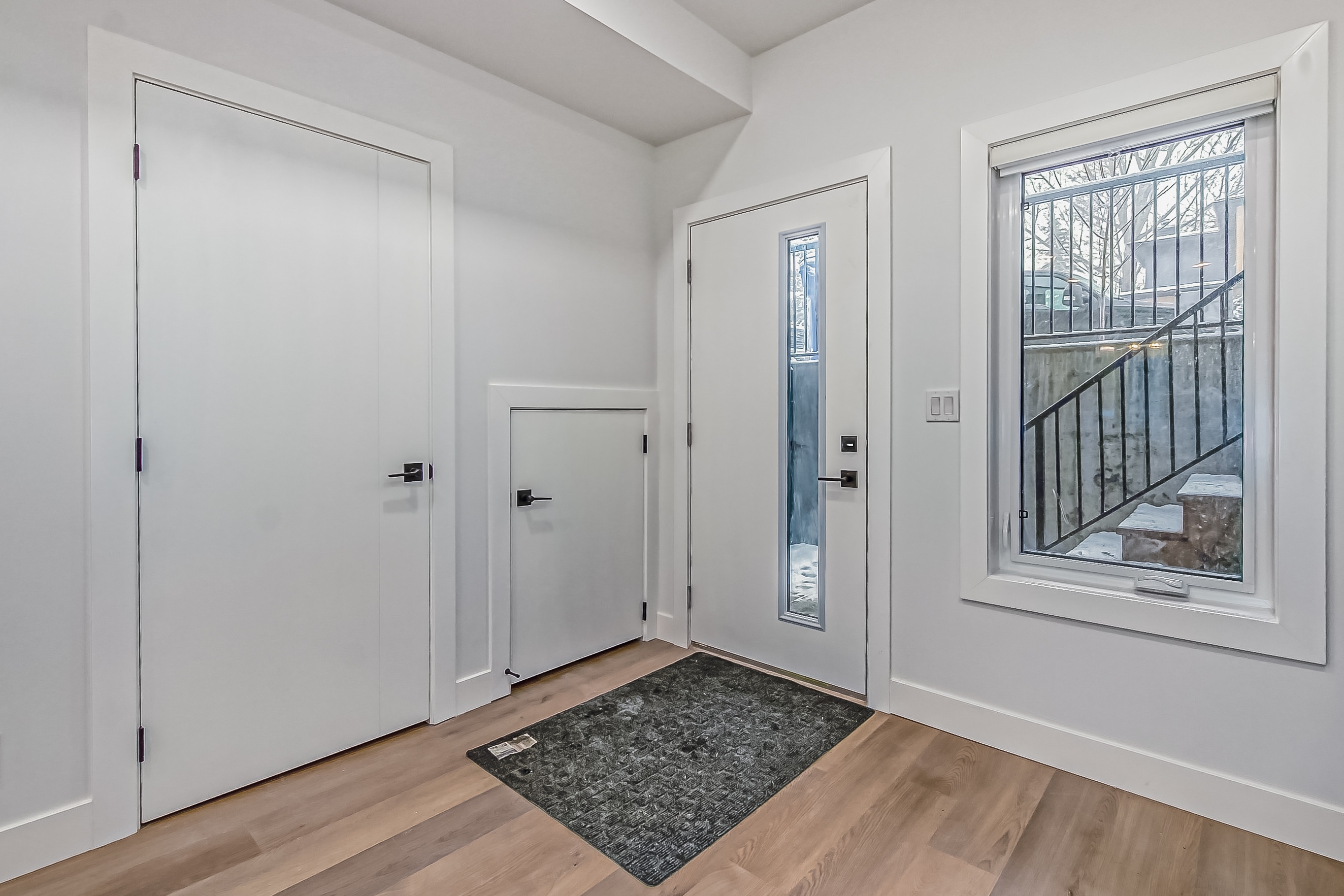 2708B 21 Street SW Lower, Calgary, Alberta T2T 5B1, 1 Bedroom Bedrooms, ,1 BathroomBathrooms,Townhouse,For Rent,21 Street SW,1270