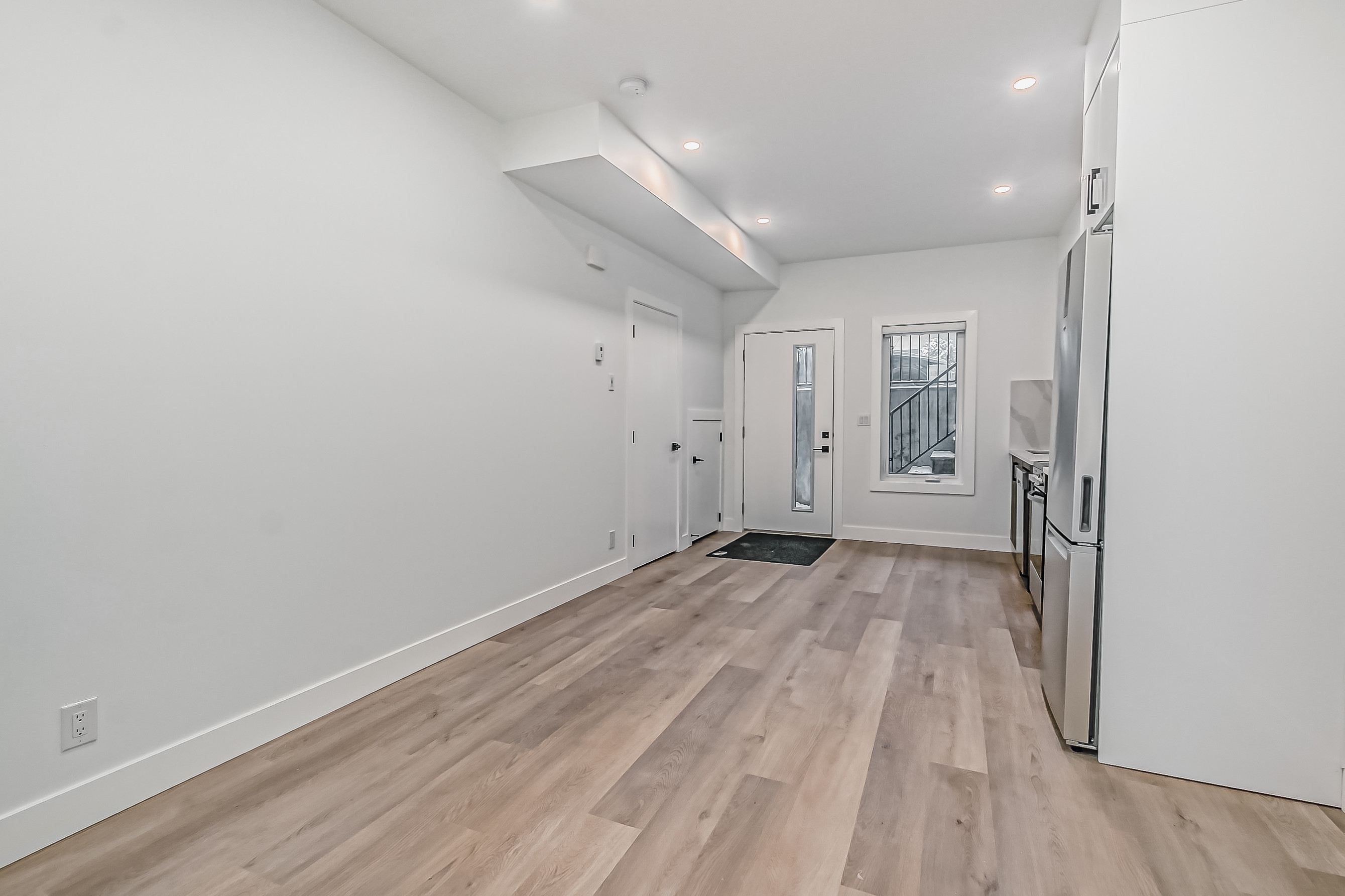 2708B 21 Street SW Lower, Calgary, Alberta T2T 5B1, 1 Bedroom Bedrooms, ,1 BathroomBathrooms,Townhouse,For Rent,21 Street SW,1270