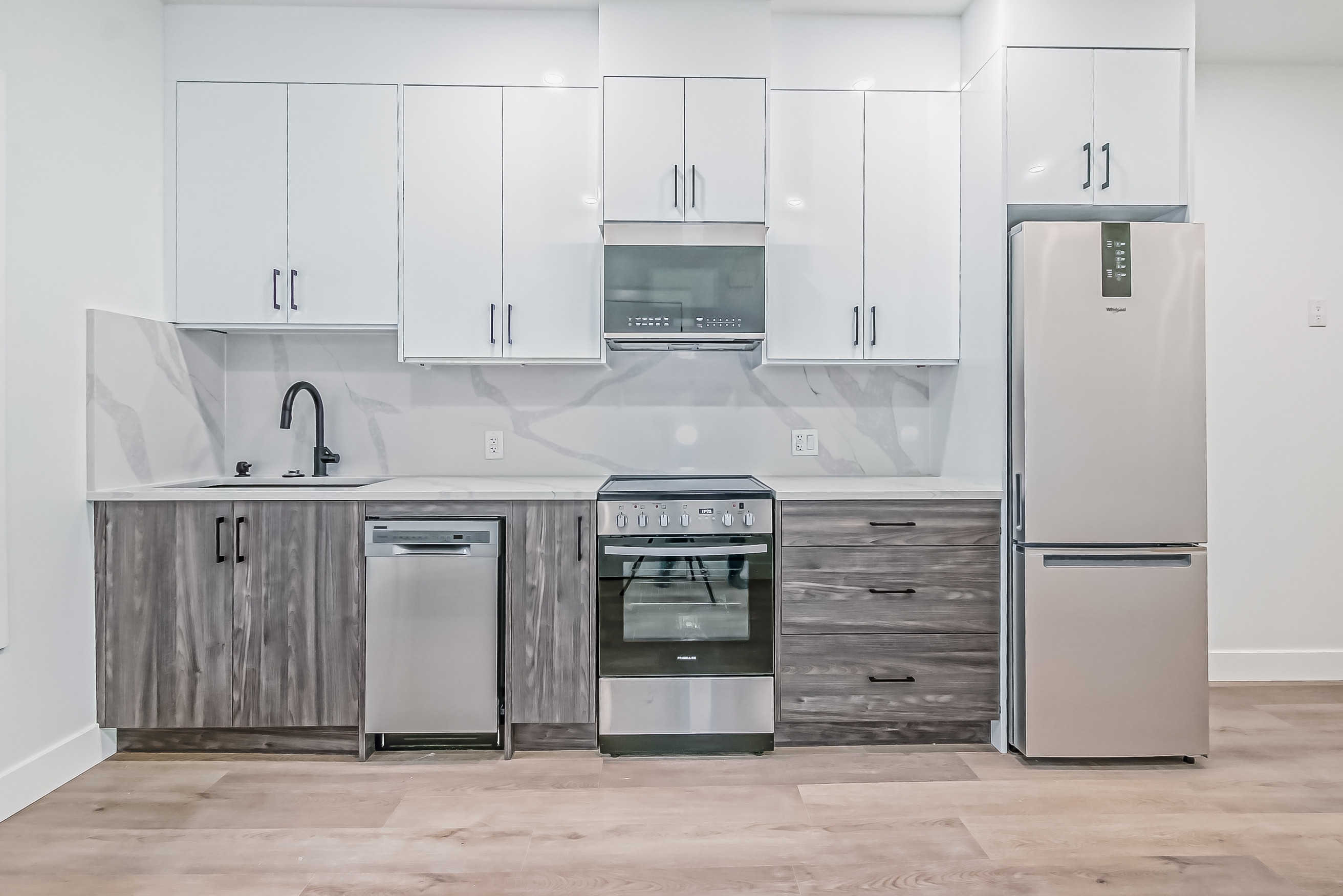2708B 21 Street SW Lower, Calgary, Alberta T2T 5B1, 1 Bedroom Bedrooms, ,1 BathroomBathrooms,Townhouse,For Rent,21 Street SW,1270