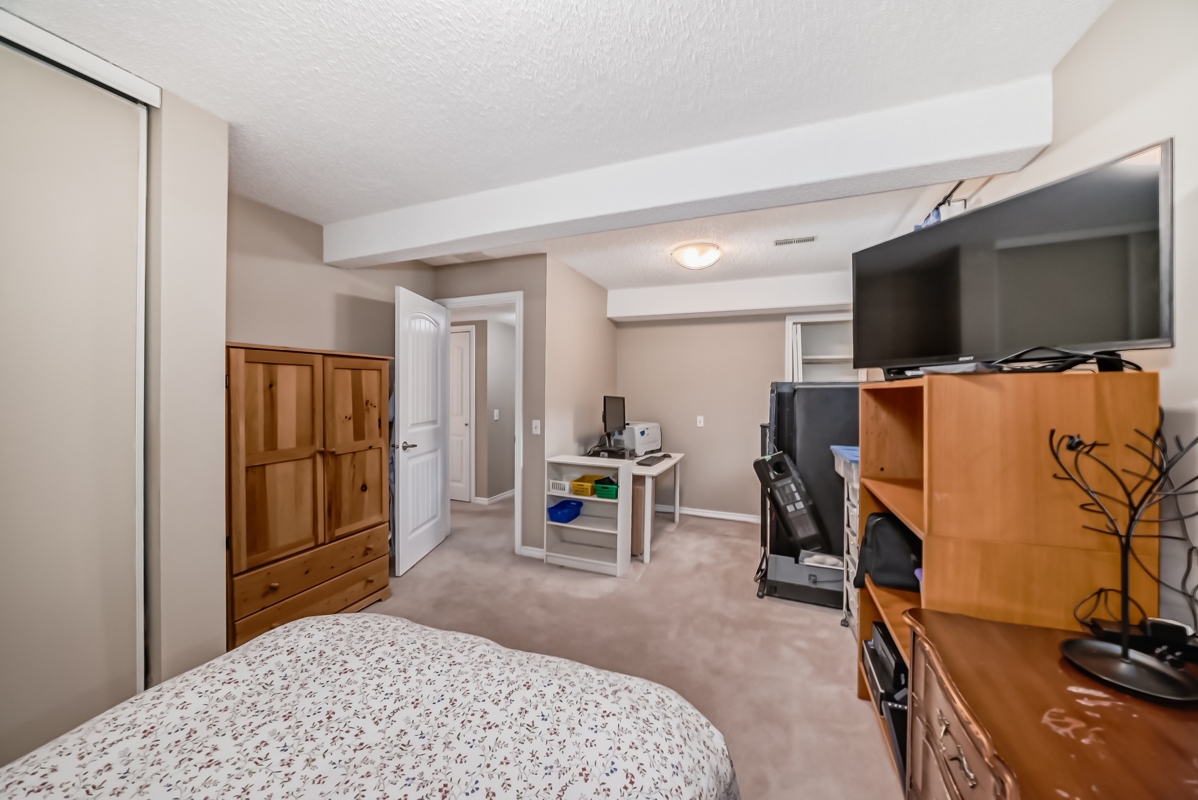 30, 2323 Oakmoor Drive SW, Calgary, Alberta T2V 4T2, 2 Bedrooms Bedrooms, ,1.5 BathroomsBathrooms,Townhouse,For Rent,Oakmoor Drive SW,30,1284