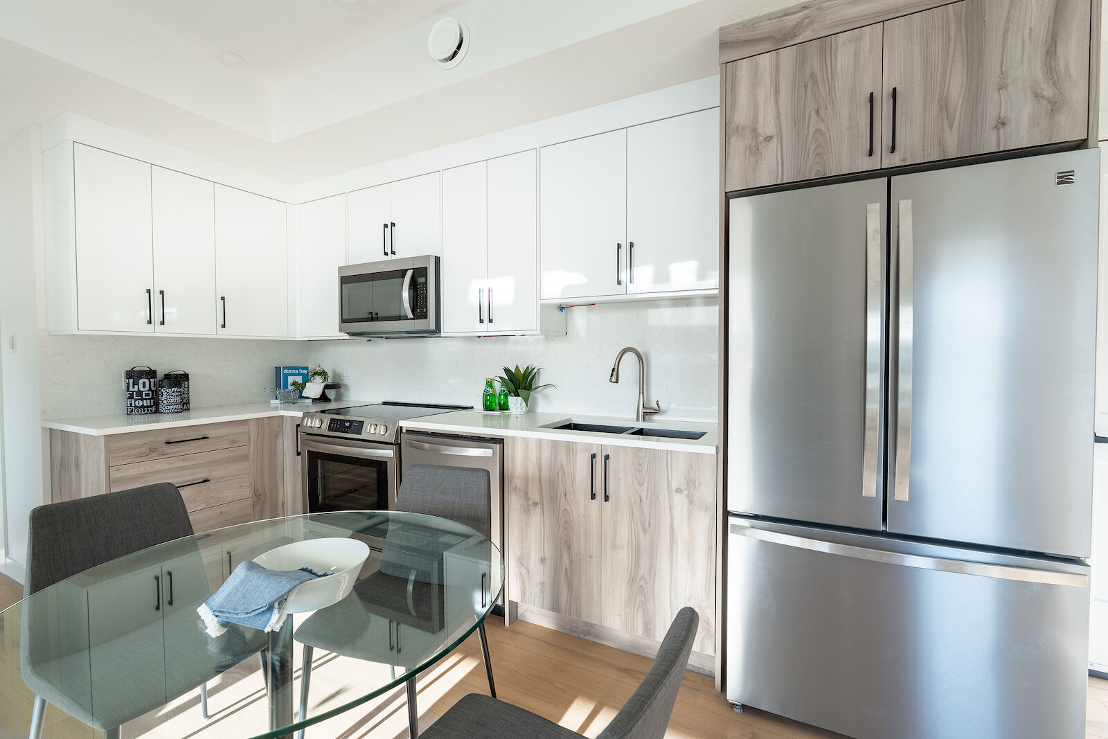 4616 73 St. NW, Calgary, Alberta T3B 2M4, 2 Bedrooms Bedrooms, ,2 BathroomsBathrooms,Apartment,For Rent,73 St. ,1402 4616 73 St. NW, Calgary, Alberta T3B 2M4, 2 Bedrooms Bedrooms, ,2 BathroomsBathrooms,Apartment,For Rent,73 St. ,1402