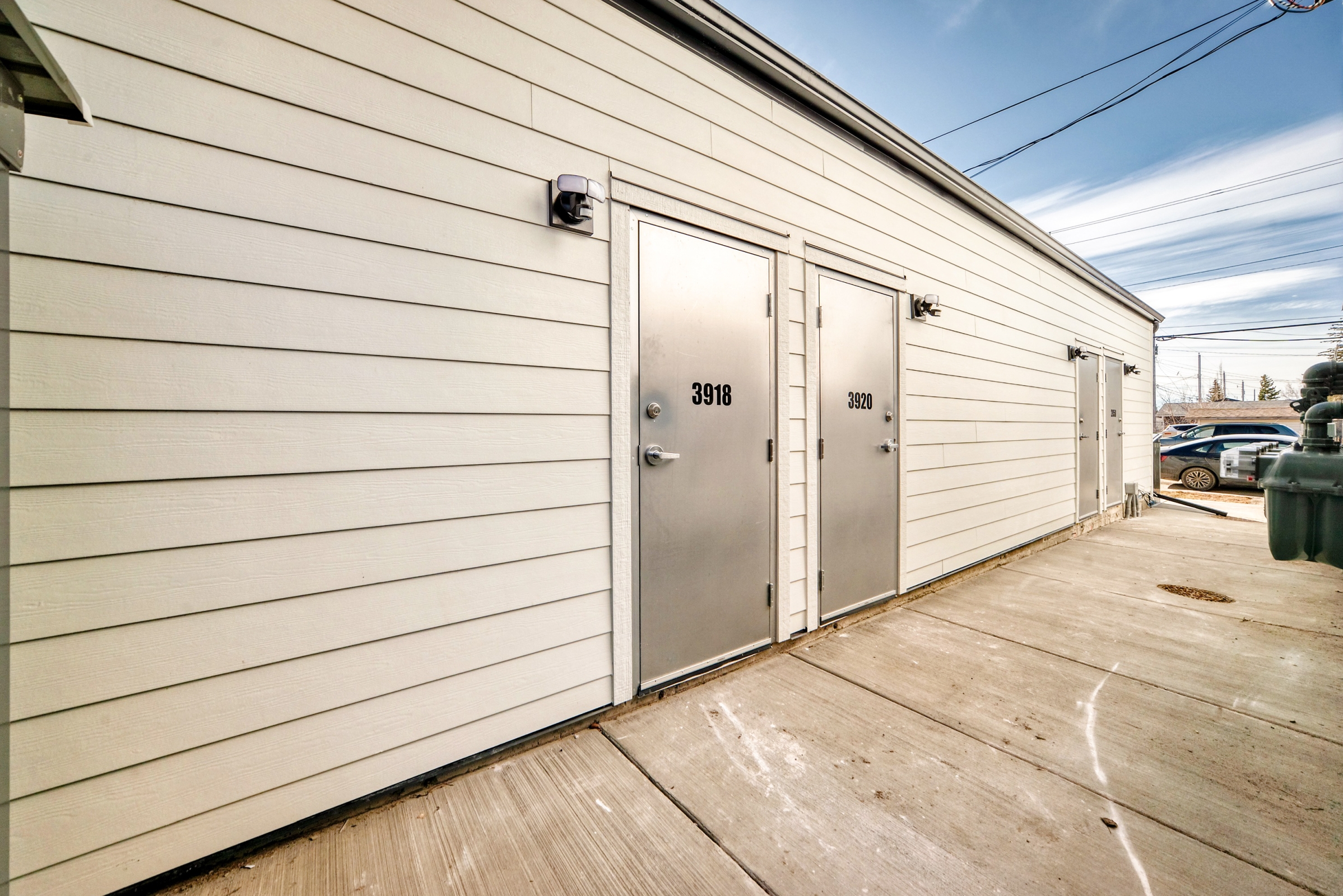 3922B 30 Ave SW, Calgary, Alberta T3E 0T3, 1 Bedroom Bedrooms, ,1 BathroomBathrooms,Townhome,For Rent,30 Ave ,1407