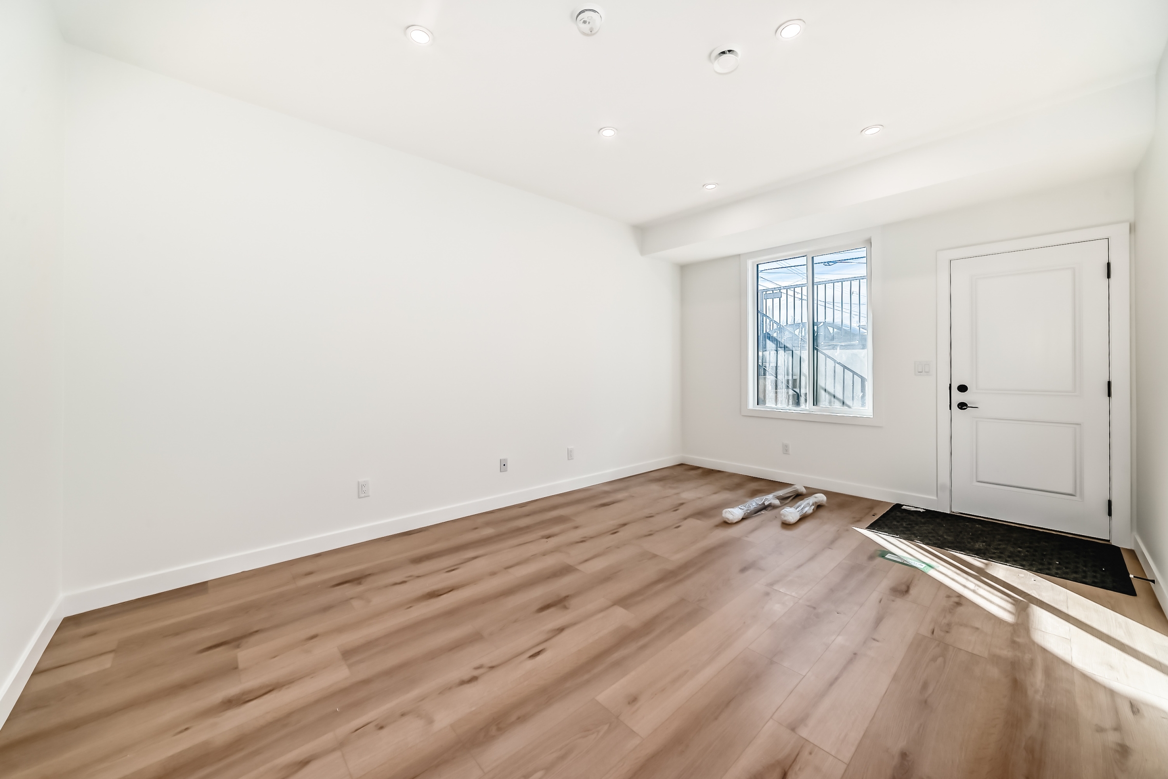 3922B 30 Ave SW, Calgary, Alberta T3E 0T3, 1 Bedroom Bedrooms, ,1 BathroomBathrooms,Townhome,For Rent,30 Ave ,1407