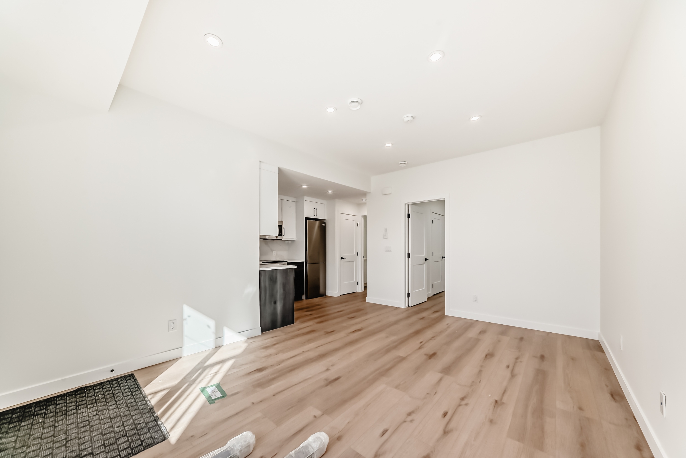 3922B 30 Ave SW, Calgary, Alberta T3E 0T3, 1 Bedroom Bedrooms, ,1 BathroomBathrooms,Townhome,For Rent,30 Ave ,1407