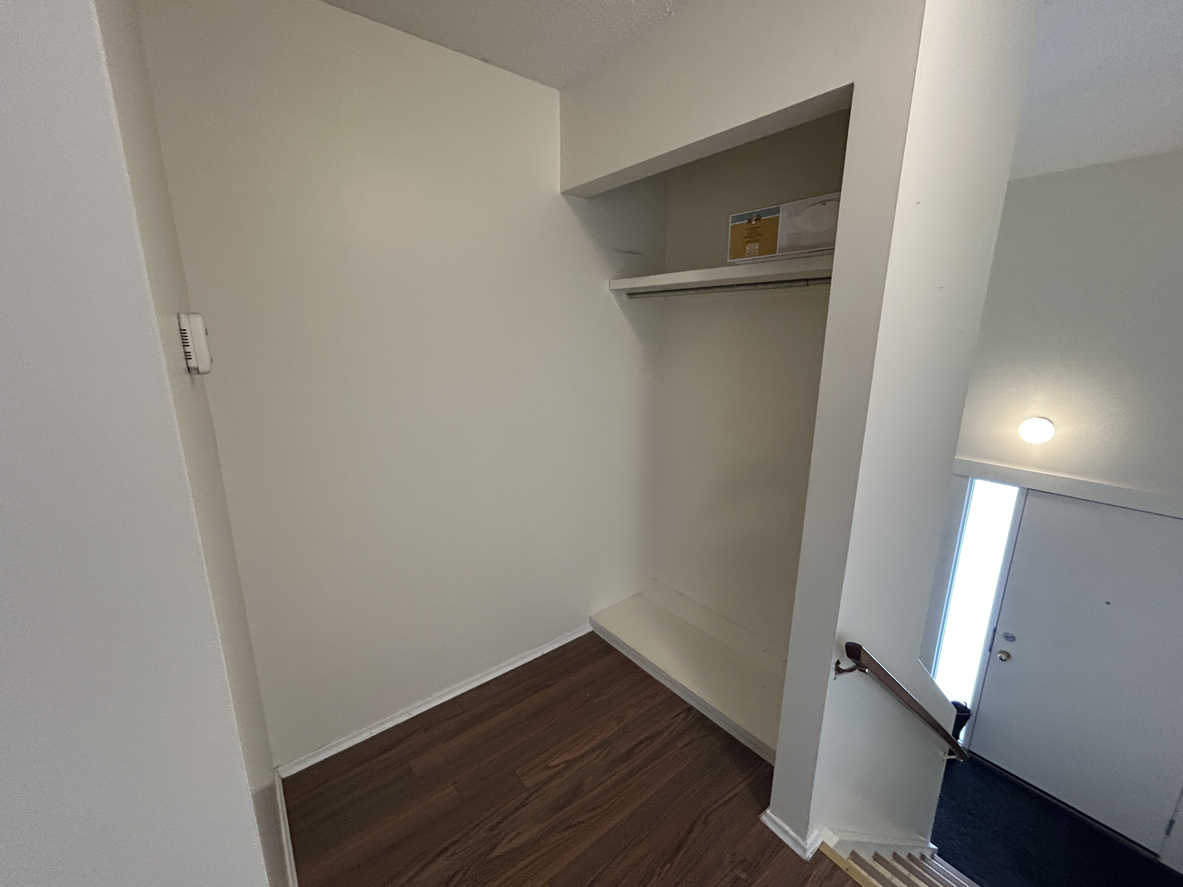 9902 Wilde Rd SE, Calgary, Alberta, 3 Bedrooms Bedrooms, ,1 BathroomBathrooms,Townhome,For Rent,Wilde Rd ,1408