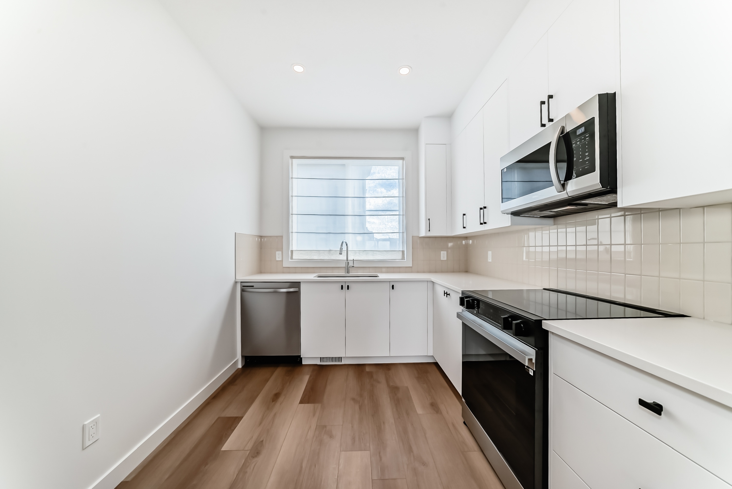 247 Seton Grove SE, Calgary, Alberta, 2 Bedrooms Bedrooms, ,2 BathroomsBathrooms,Townhome,For Rent,Seton Grove ,1409