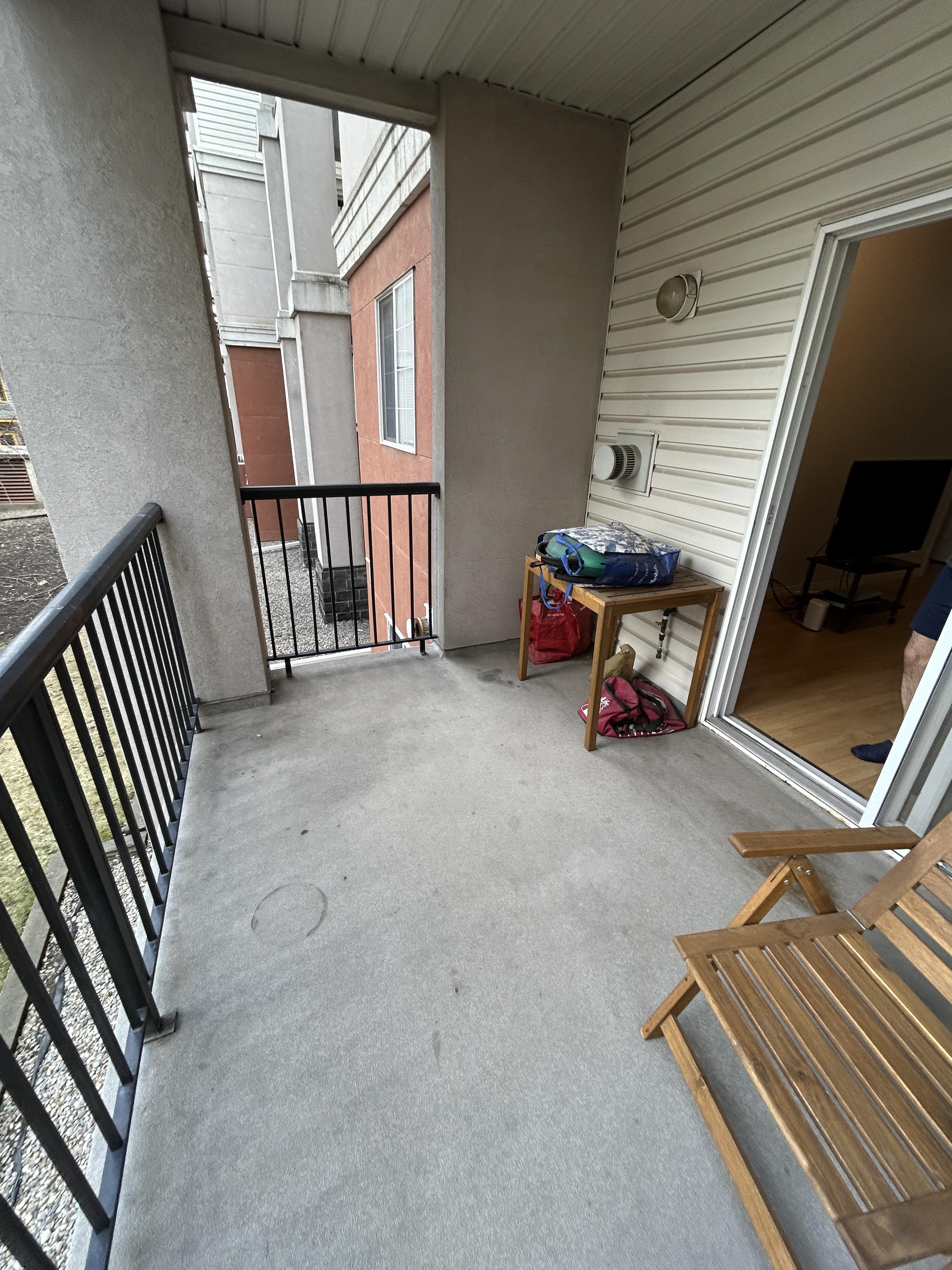 215, 126 14 Ave SW, Calgary, Alberta, 2 Bedrooms Bedrooms, ,2 BathroomsBathrooms,Condo,For Rent,Polo Terrace,14 Ave ,215,1412
