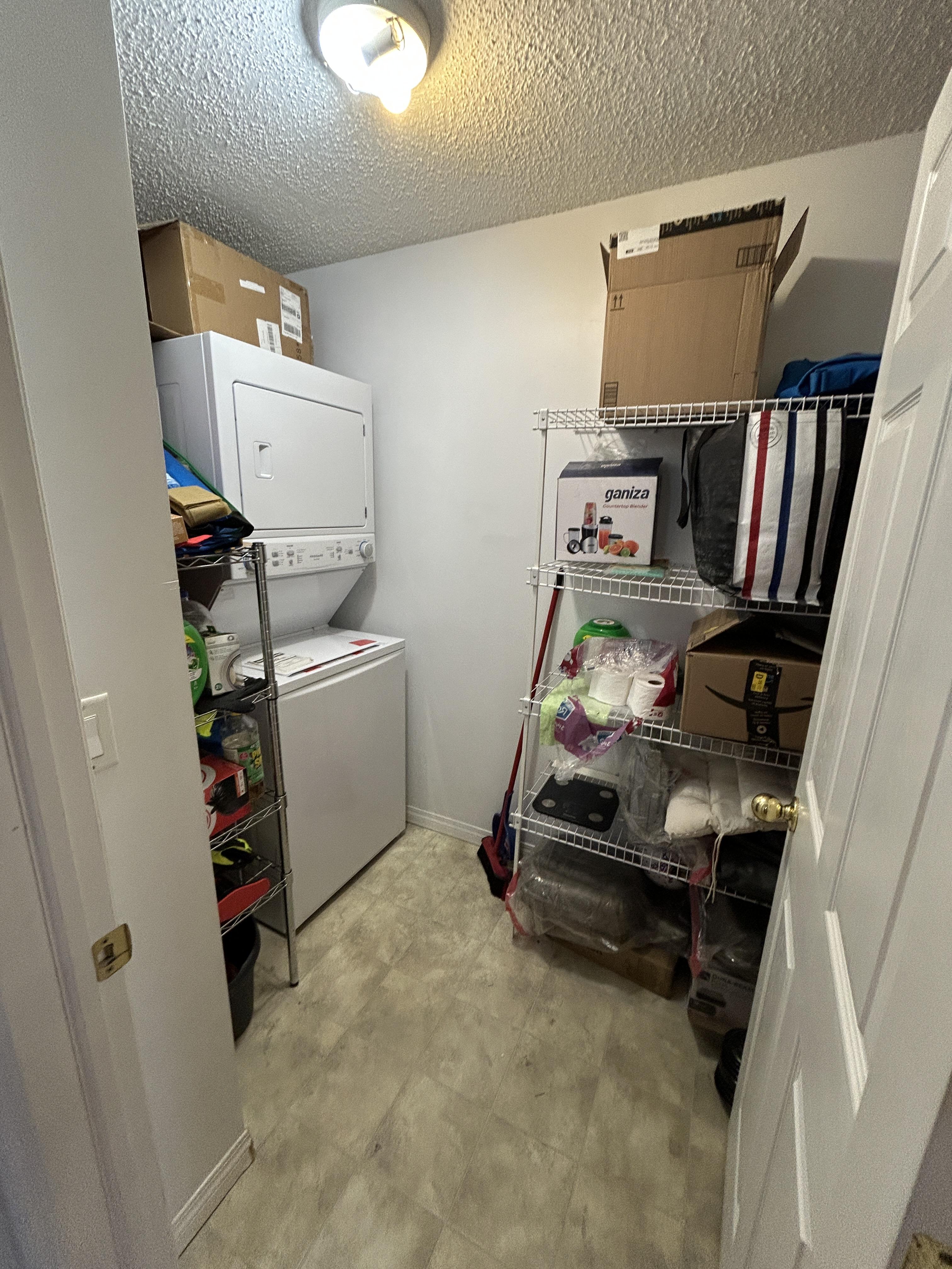 215, 126 14 Ave SW, Calgary, Alberta, 2 Bedrooms Bedrooms, ,2 BathroomsBathrooms,Condo,For Rent,Polo Terrace,14 Ave ,215,1412