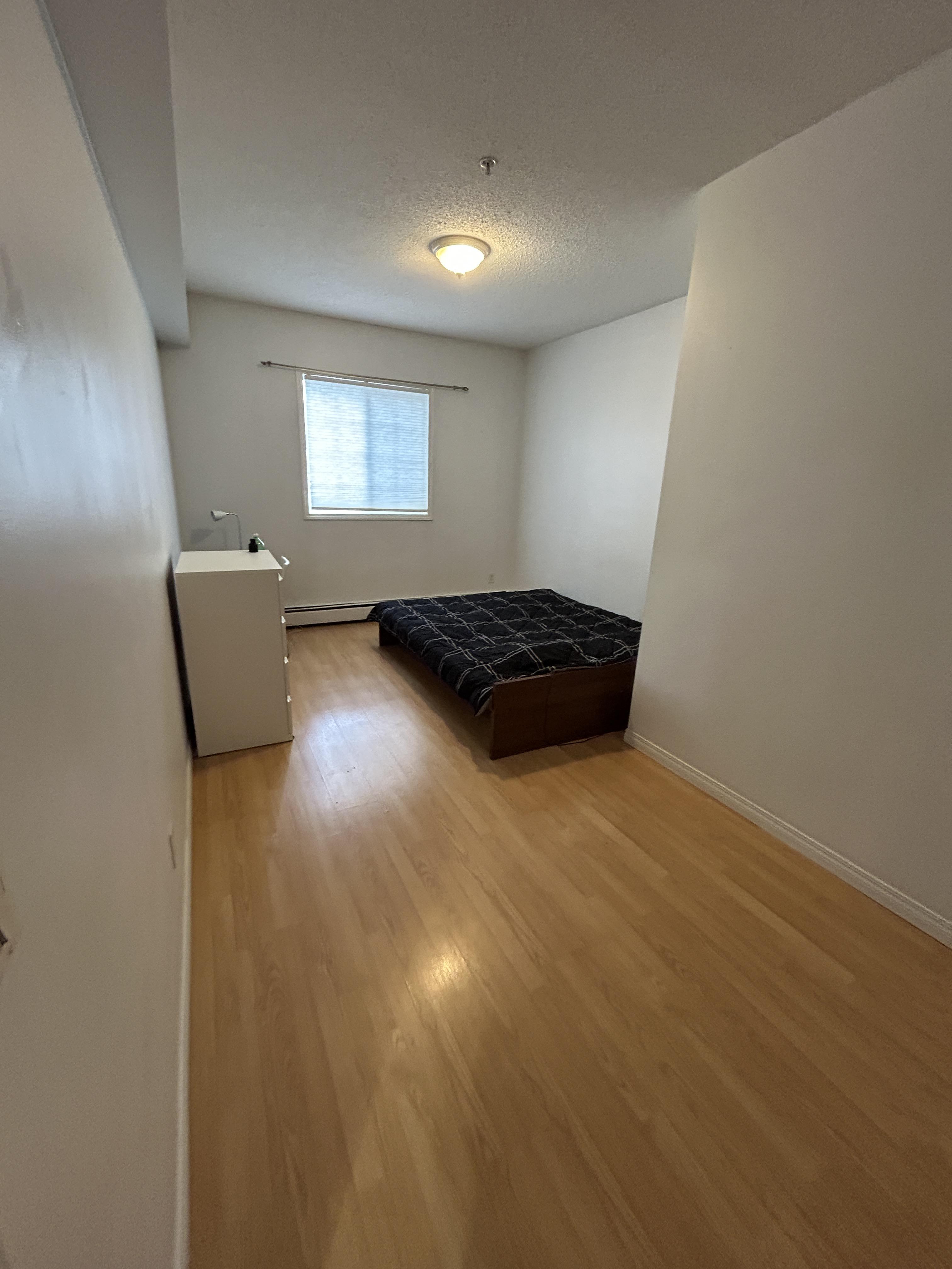 215, 126 14 Ave SW, Calgary, Alberta, 2 Bedrooms Bedrooms, ,2 BathroomsBathrooms,Condo,For Rent,Polo Terrace,14 Ave ,215,1412