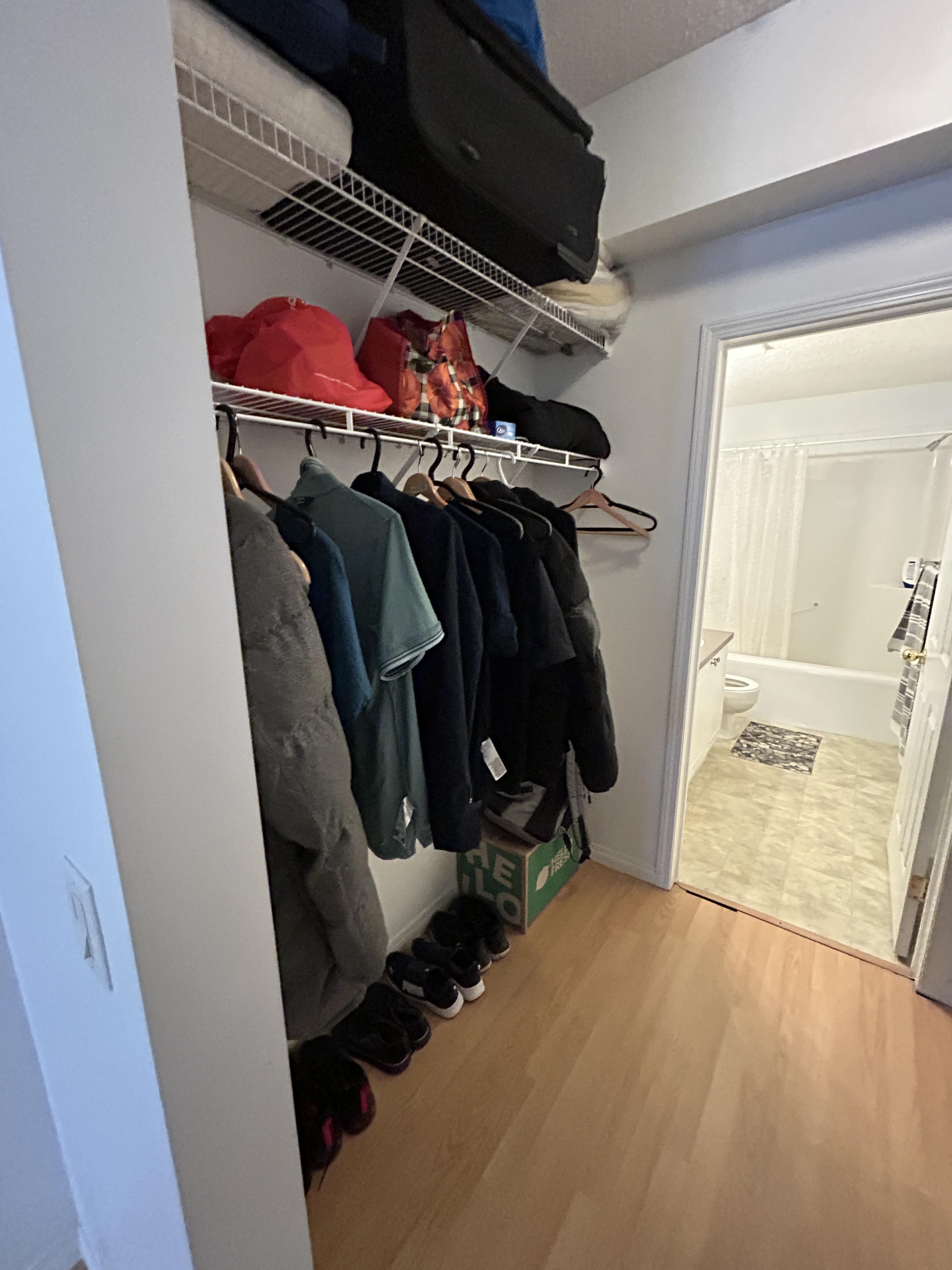 215, 126 14 Ave SW, Calgary, Alberta, 2 Bedrooms Bedrooms, ,2 BathroomsBathrooms,Condo,For Rent,Polo Terrace,14 Ave ,215,1412