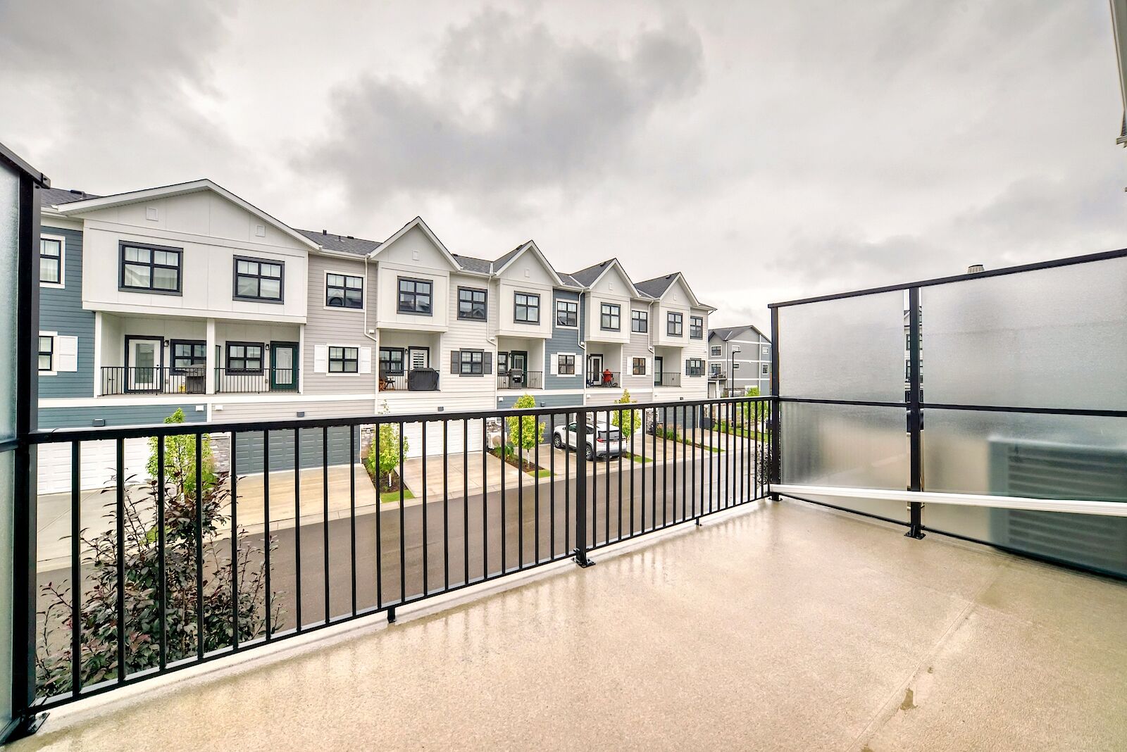 163 Les Jardins Park SE, Calgary, Alberta, 2 Bedrooms Bedrooms, ,2 BathroomsBathrooms,Townhome,For Rent,Les Jardins Park SE,1433 163 Les Jardins Park SE, Calgary, Alberta, 2 Bedrooms Bedrooms, ,2 BathroomsBathrooms,Townhome,For Rent,Les Jardins Park SE,1433
