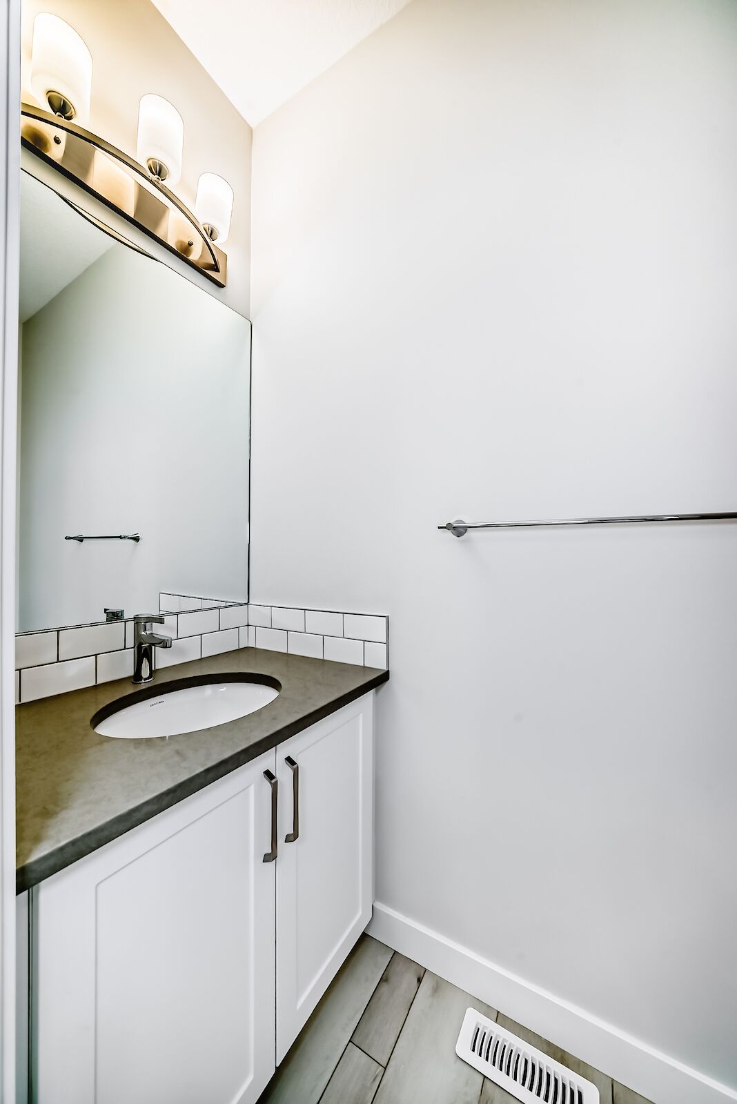 163 Les Jardins Park SE, Calgary, Alberta, 2 Bedrooms Bedrooms, ,2 BathroomsBathrooms,Townhome,For Rent,Les Jardins Park SE,1433 163 Les Jardins Park SE, Calgary, Alberta, 2 Bedrooms Bedrooms, ,2 BathroomsBathrooms,Townhome,For Rent,Les Jardins Park SE,1433