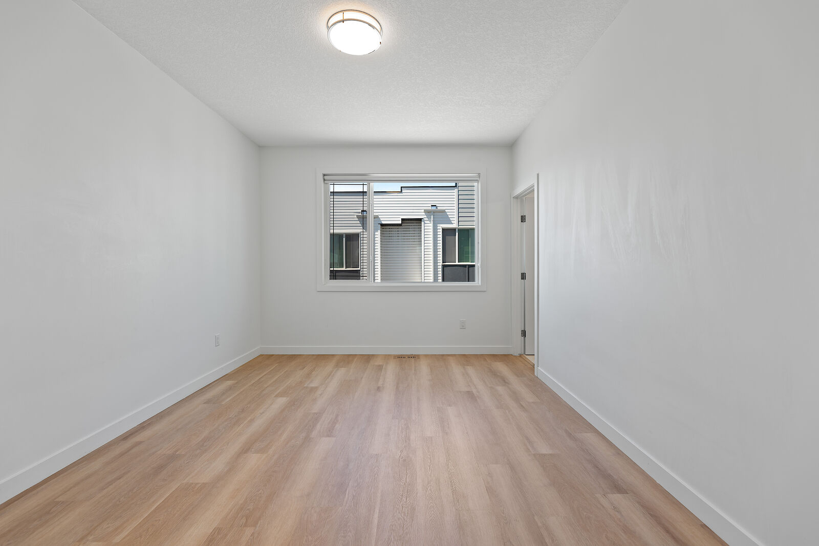 302, 101 Panatella Sq NW, Calgary, Alberta, 3 Bedrooms Bedrooms, ,3 BathroomsBathrooms,Townhome,For Rent,Panatella Sq NW,302,1437