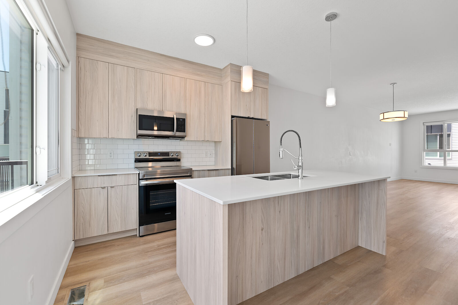 302, 101 Panatella Sq NW, Calgary, Alberta, 3 Bedrooms Bedrooms, ,3 BathroomsBathrooms,Townhome,For Rent,Panatella Sq NW,302,1437