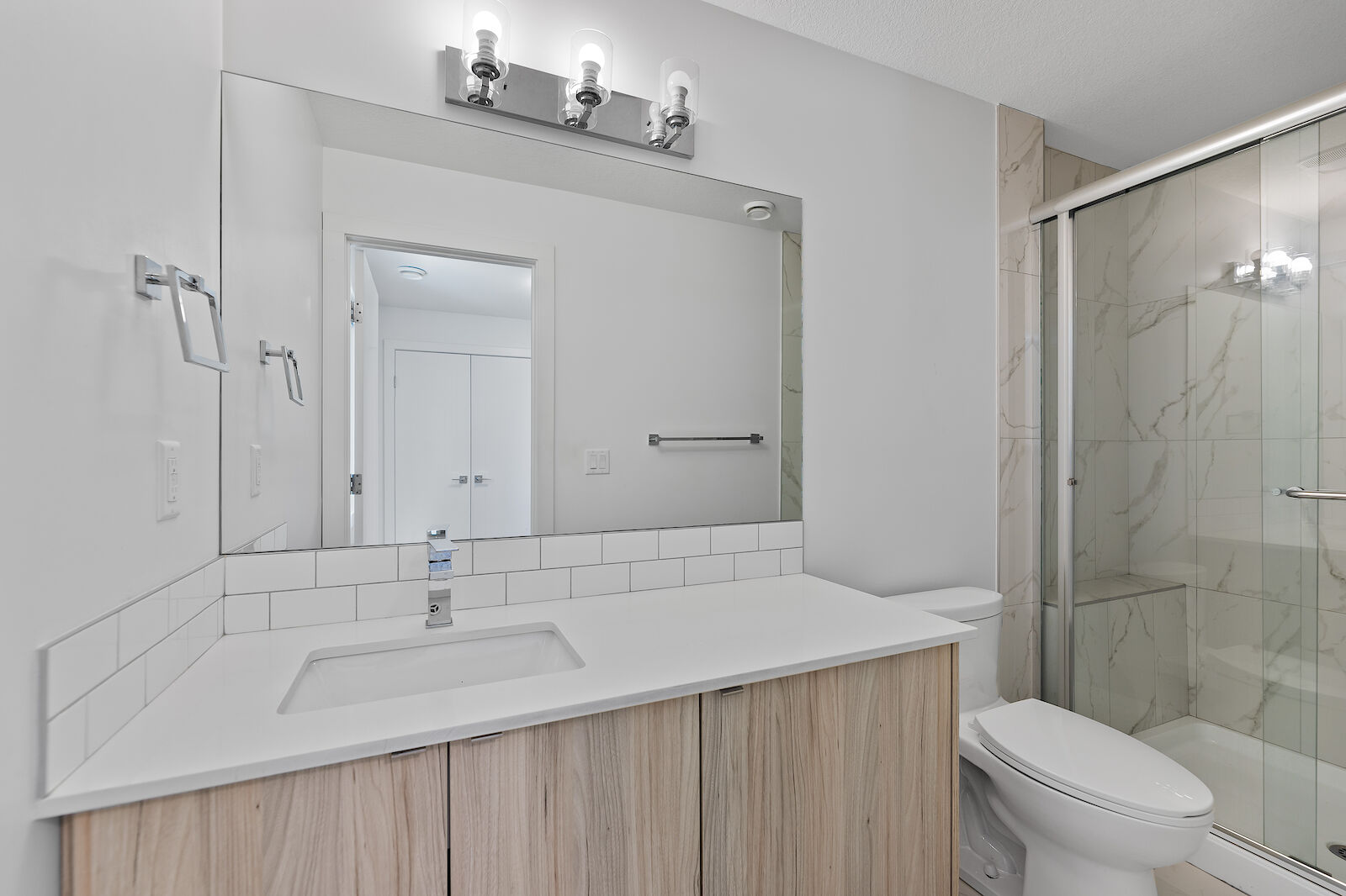 302, 101 Panatella Sq NW, Calgary, Alberta, 3 Bedrooms Bedrooms, ,3 BathroomsBathrooms,Townhome,For Rent,Panatella Sq NW,302,1437