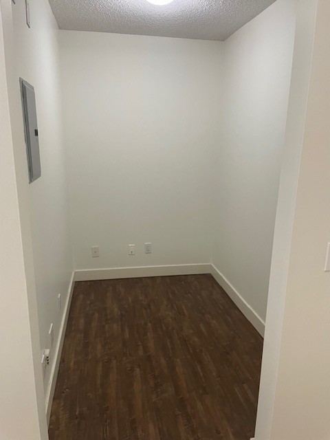 157, 35 Richard Crt SW, Calgary, Alberta, 1 Bedroom Bedrooms, ,1 BathroomBathrooms,Condo,For Rent,Richard Crt SW,157,1438