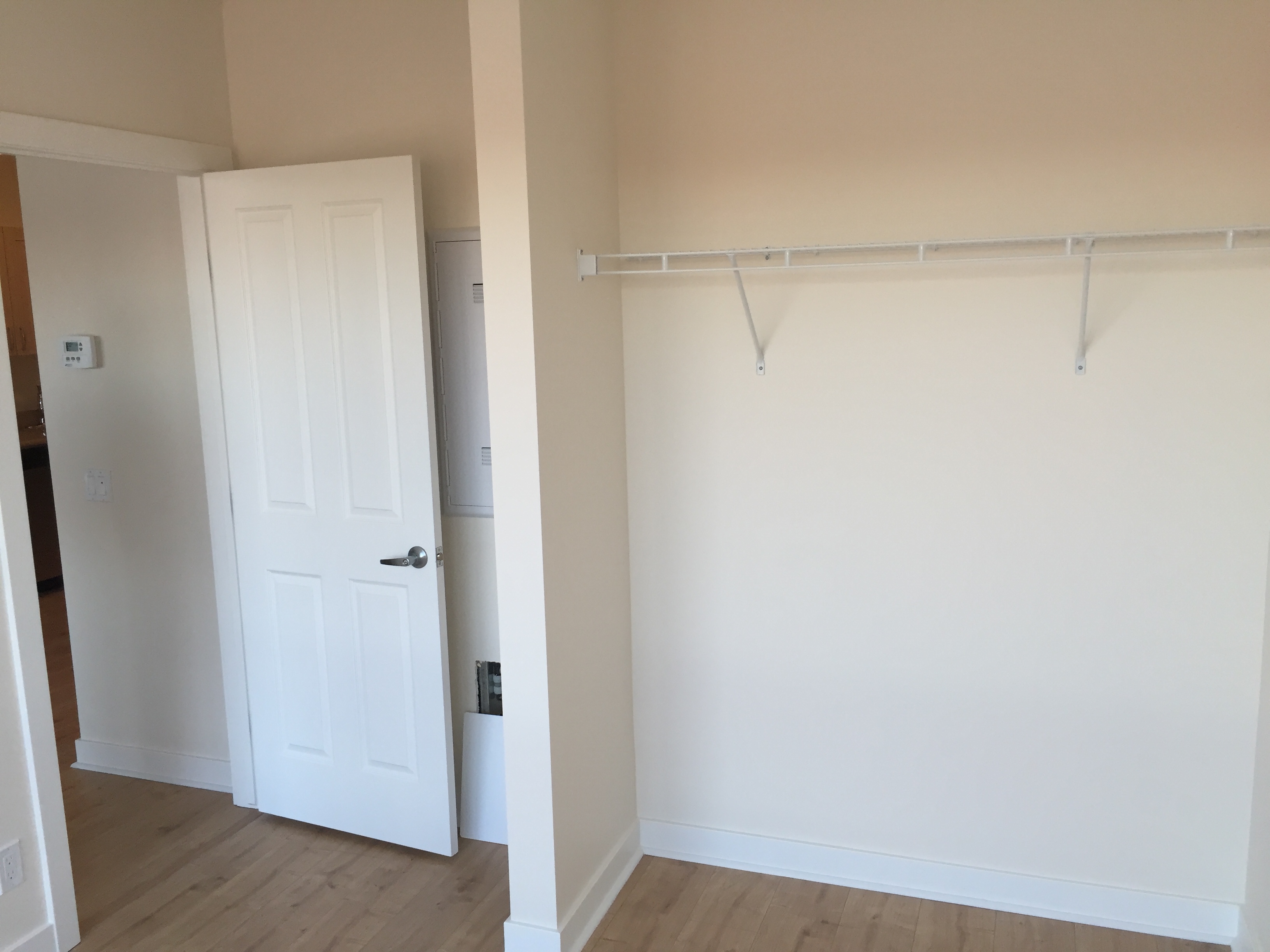 612, 30 Brentwood Common NW, Calgary, Alberta, 1 Bedroom Bedrooms, ,1 BathroomBathrooms,Condo,For Rent,Brentwood Common NW,612,1439