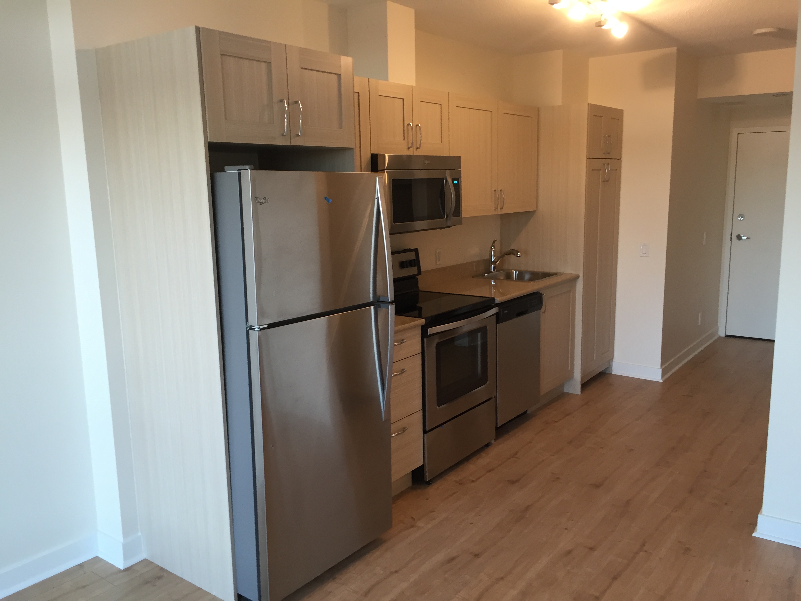 612, 30 Brentwood Common NW, Calgary, Alberta, 1 Bedroom Bedrooms, ,1 BathroomBathrooms,Condo,For Rent,Brentwood Common NW,612,1439