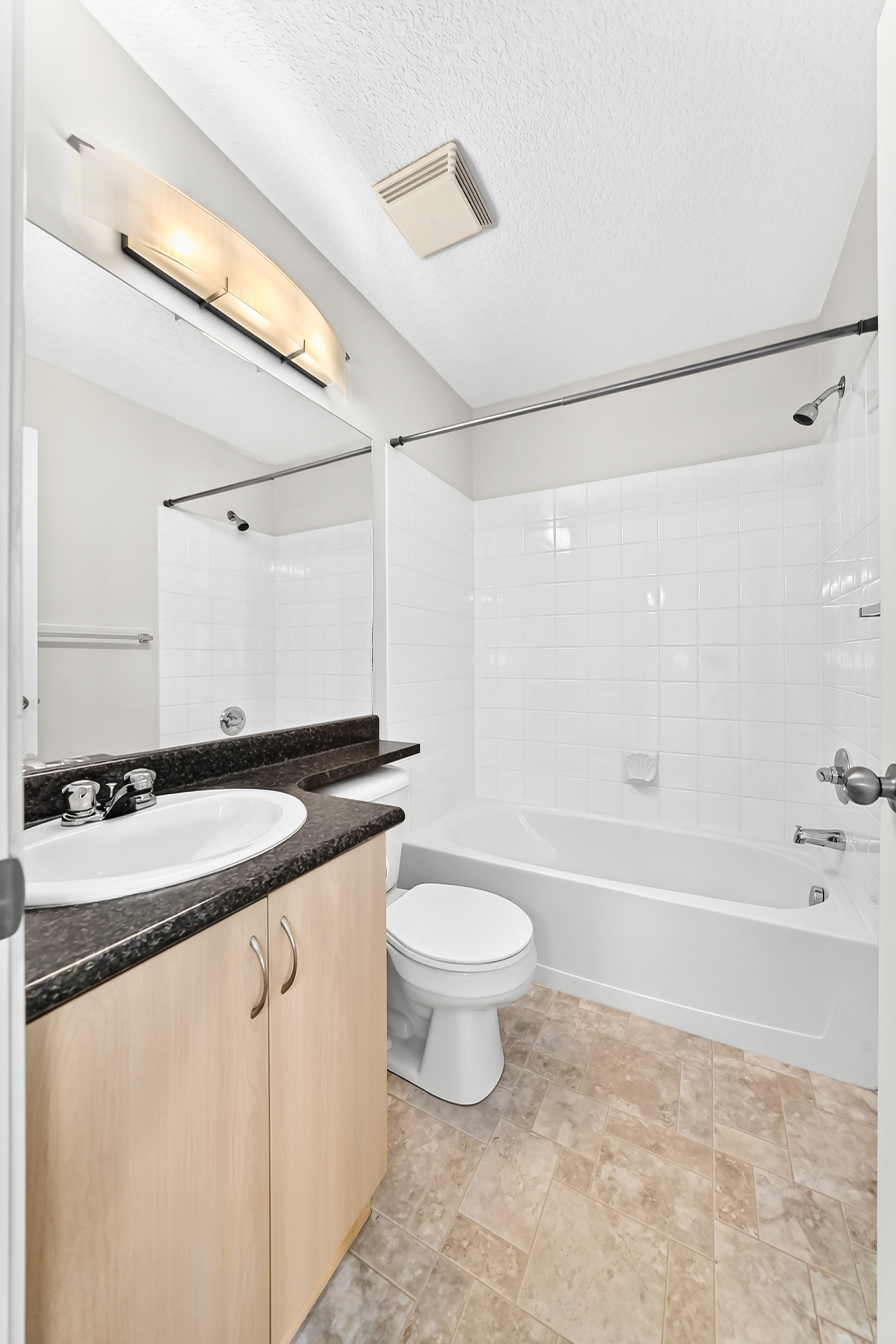 1215, 604 East Lake Blvd NE, Airdrie, Alberta, 2 Bedrooms Bedrooms, ,2 BathroomsBathrooms,Condo,For Rent,East Lake Blvd NE,1215,1441 1215, 604 East Lake Blvd NE, Airdrie, Alberta, 2 Bedrooms Bedrooms, ,2 BathroomsBathrooms,Condo,For Rent,East Lake Blvd NE,1215,1441