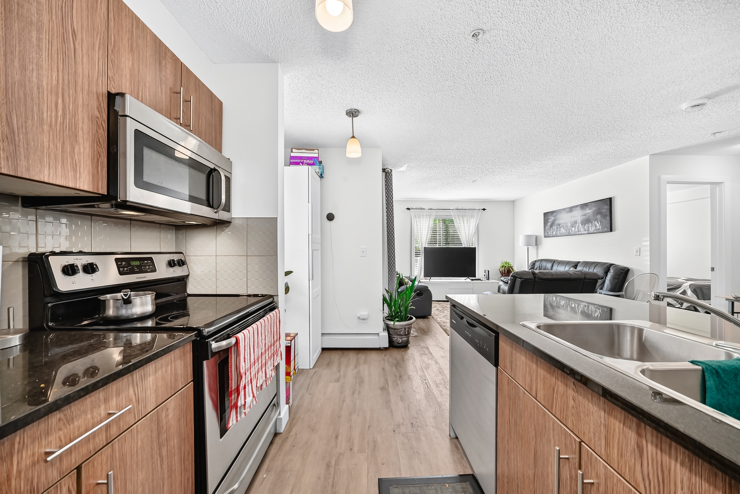 1137, 81 Legacy Blvd SE, Calgary, Alberta, 2 Bedrooms Bedrooms, ,2 BathroomsBathrooms,Condo,For Rent,Legacy Blvd SE,1137,1442 1137, 81 Legacy Blvd SE, Calgary, Alberta, 2 Bedrooms Bedrooms, ,2 BathroomsBathrooms,Condo,For Rent,Legacy Blvd SE,1137,1442
