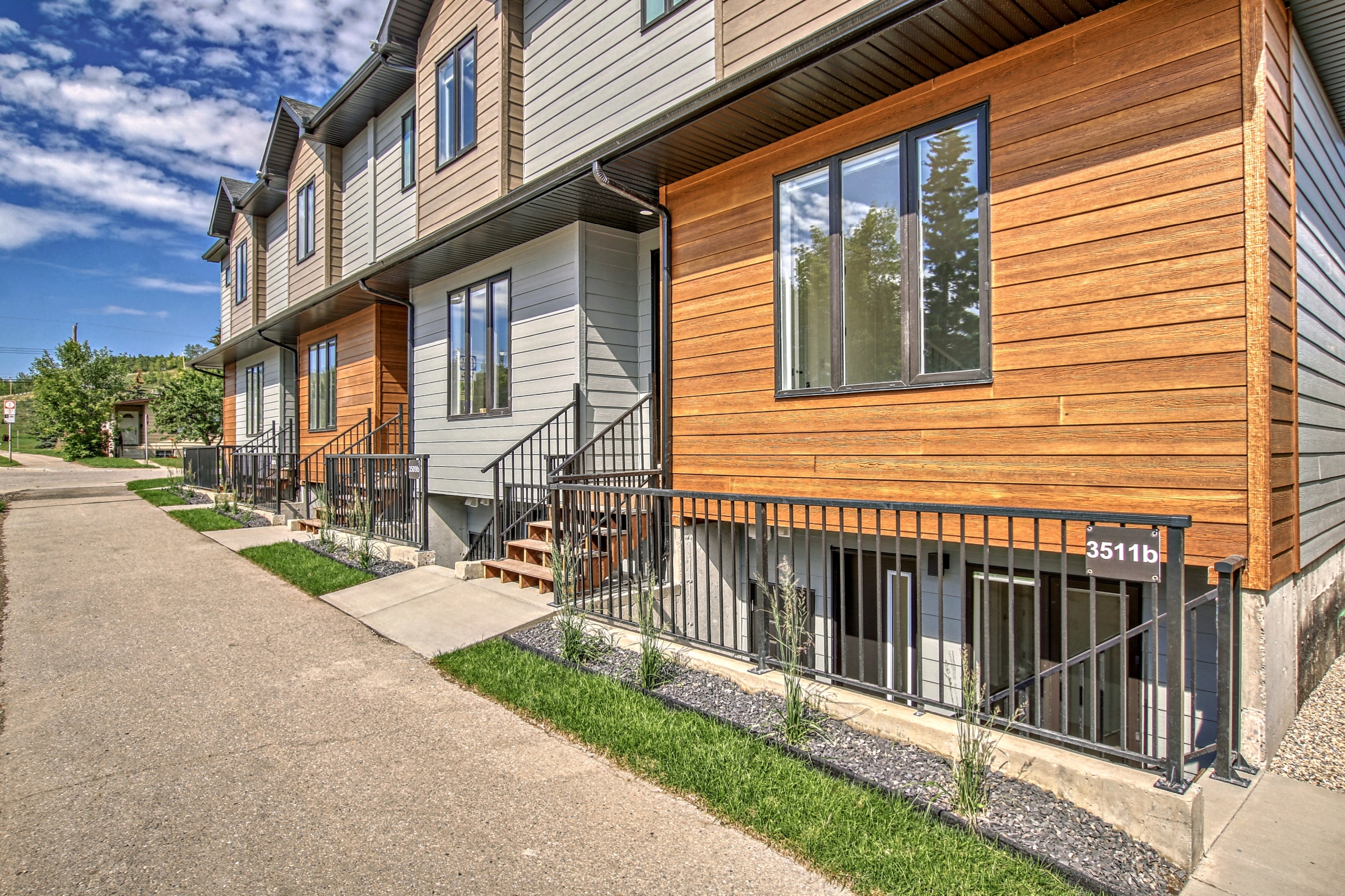 3507 83 St NW, Calgary, Alberta, 1 Bedroom Bedrooms, ,1 BathroomBathrooms,Apartment,For Rent,83 St NW,1443