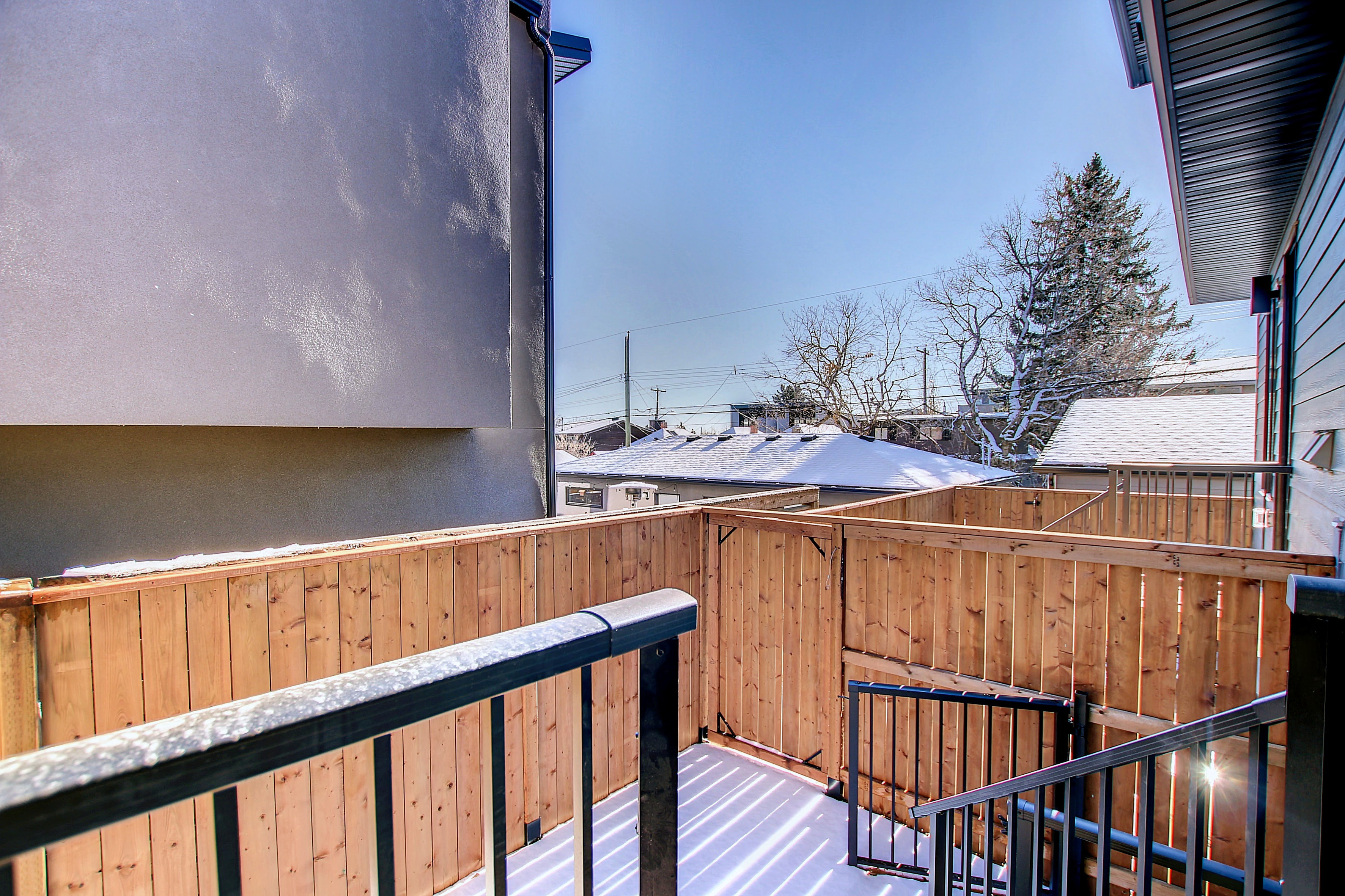 1743 33 Ave SW, Calgary, Alberta, 3 Bedrooms Bedrooms, ,2 BathroomsBathrooms,Townhome,For Rent,33 Ave SW,1447