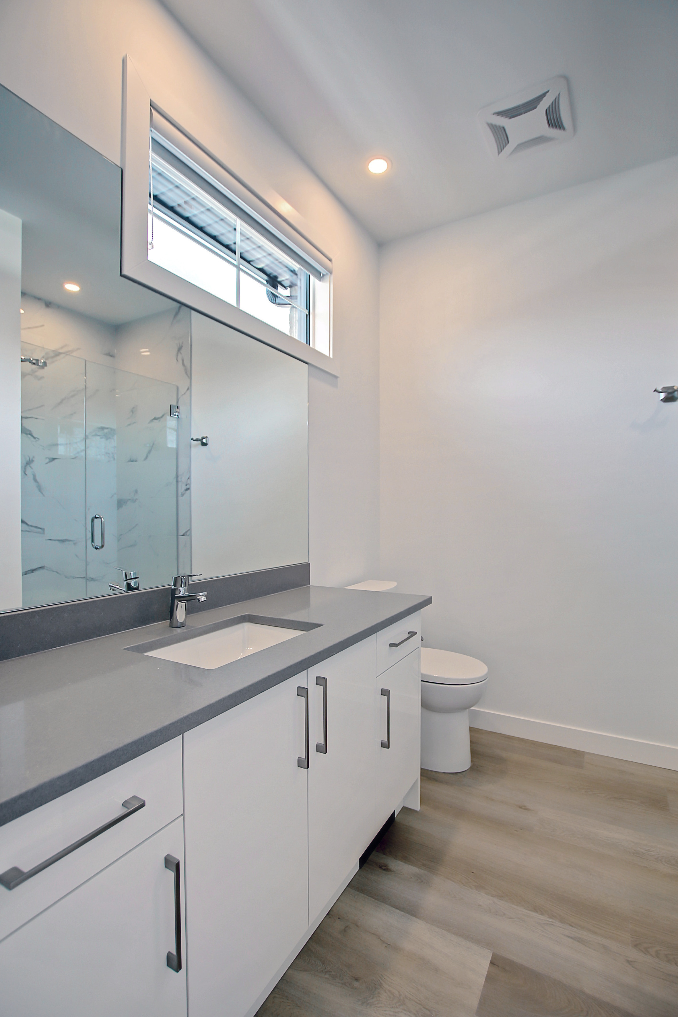 1743 33 Ave SW, Calgary, Alberta, 3 Bedrooms Bedrooms, ,2 BathroomsBathrooms,Townhome,For Rent,33 Ave SW,1447