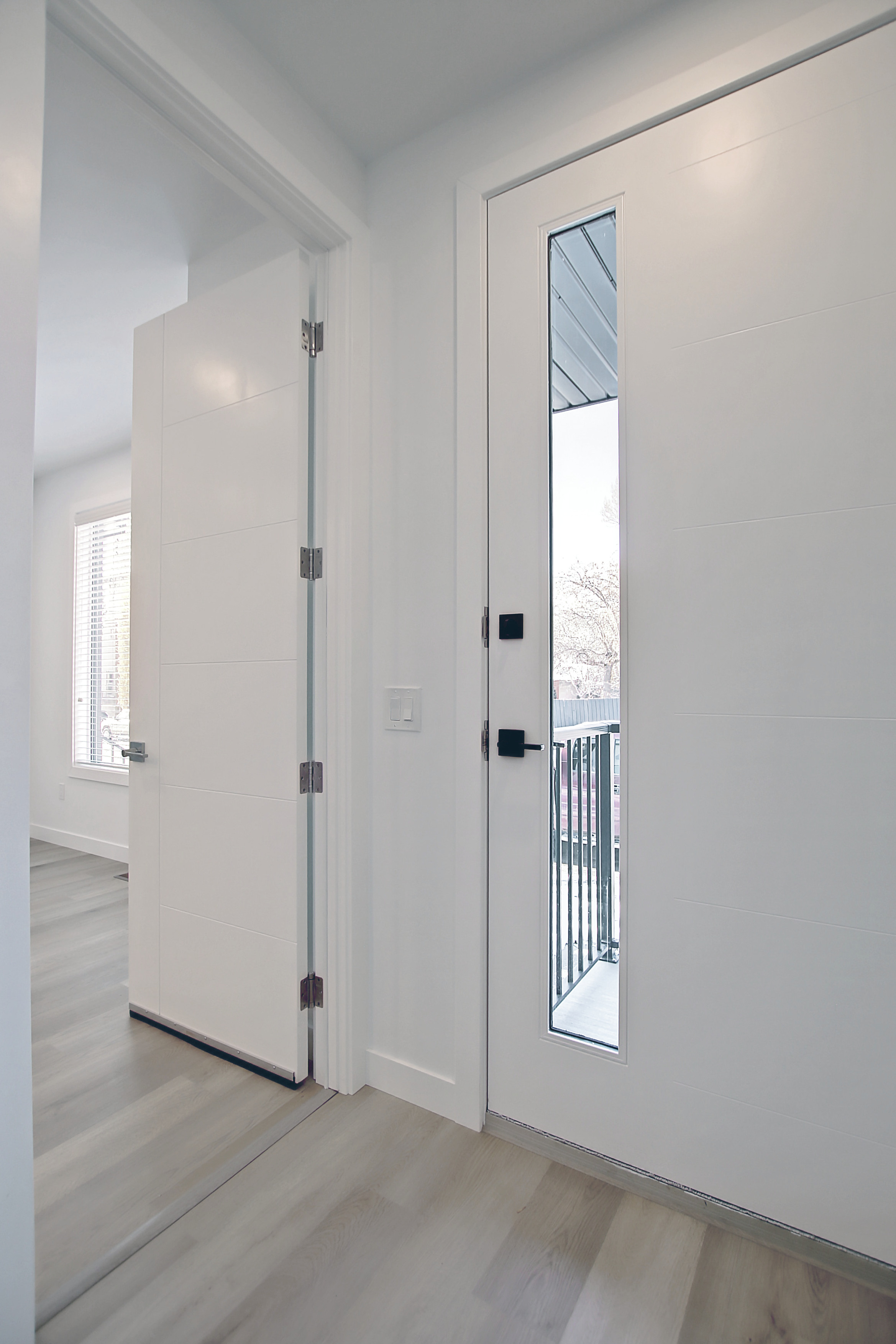 1743 33 Ave SW, Calgary, Alberta, 3 Bedrooms Bedrooms, ,2 BathroomsBathrooms,Townhome,For Rent,33 Ave SW,1447