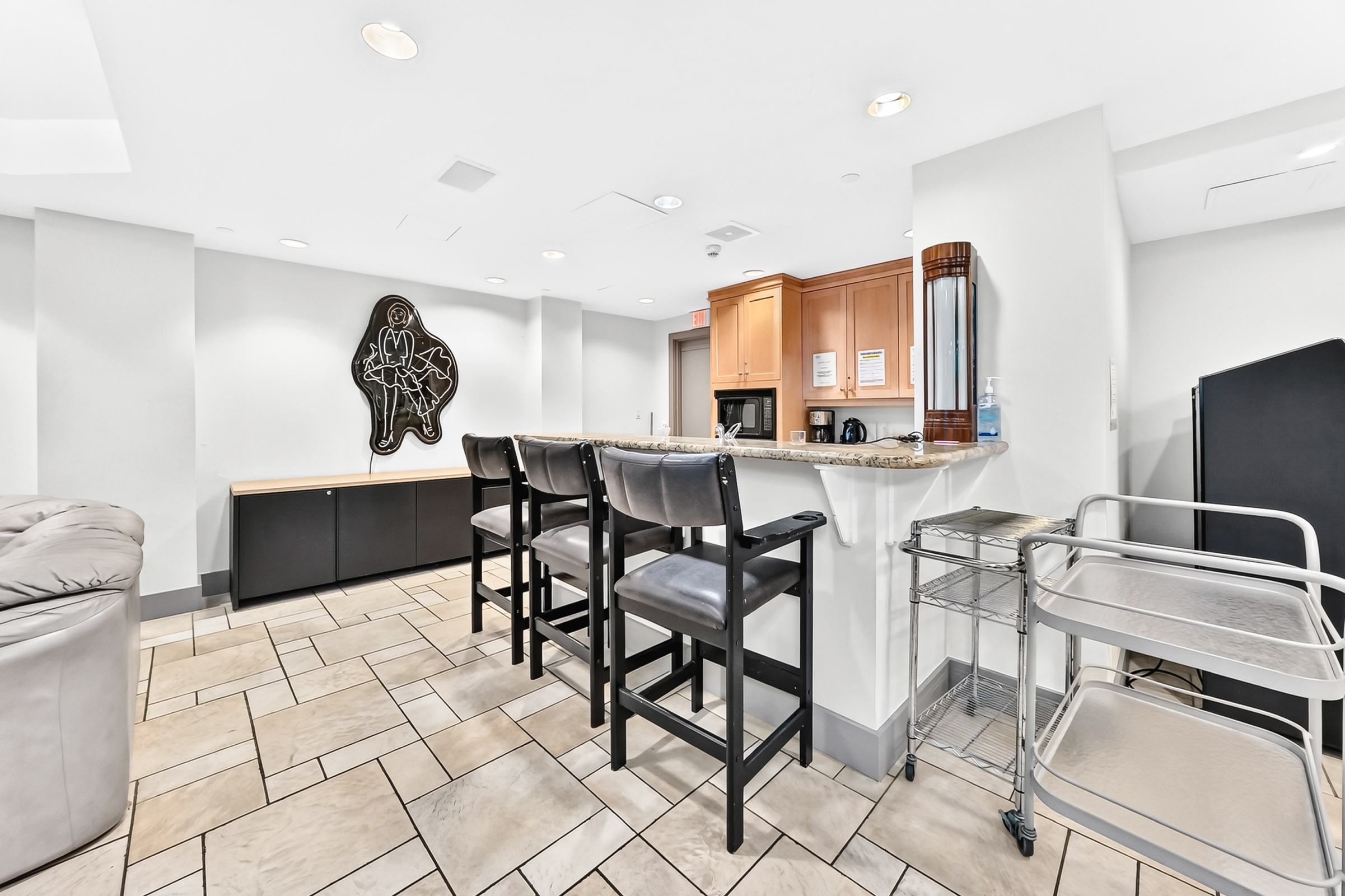 707, 4555 Varsity Lane NW, Calgary, Alberta, 1 Bedroom Bedrooms, ,1 BathroomBathrooms,Condo,For Rent,Varsity Towers,Varsity Lane NW,707,1448 707, 4555 Varsity Lane NW, Calgary, Alberta, 1 Bedroom Bedrooms, ,1 BathroomBathrooms,Condo,For Rent,Varsity Towers,Varsity Lane NW,707,1448
