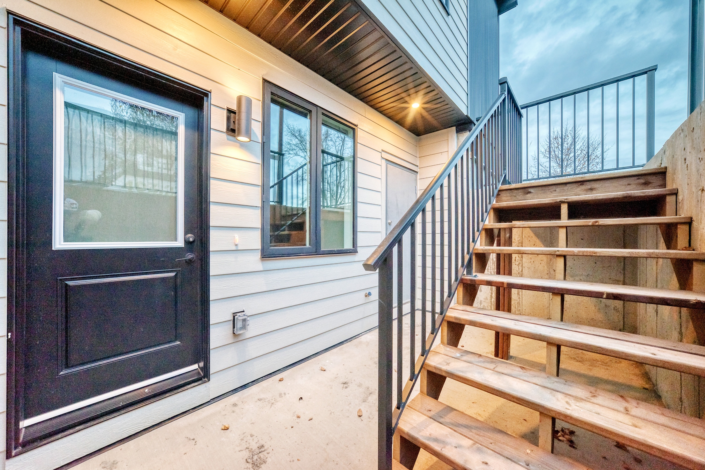 2039 41 St SE, Calgary, Alberta, 1 Bedroom Bedrooms, 0 ,1 BathroomBathrooms,Townhome,For Rent,41 St SE,1450