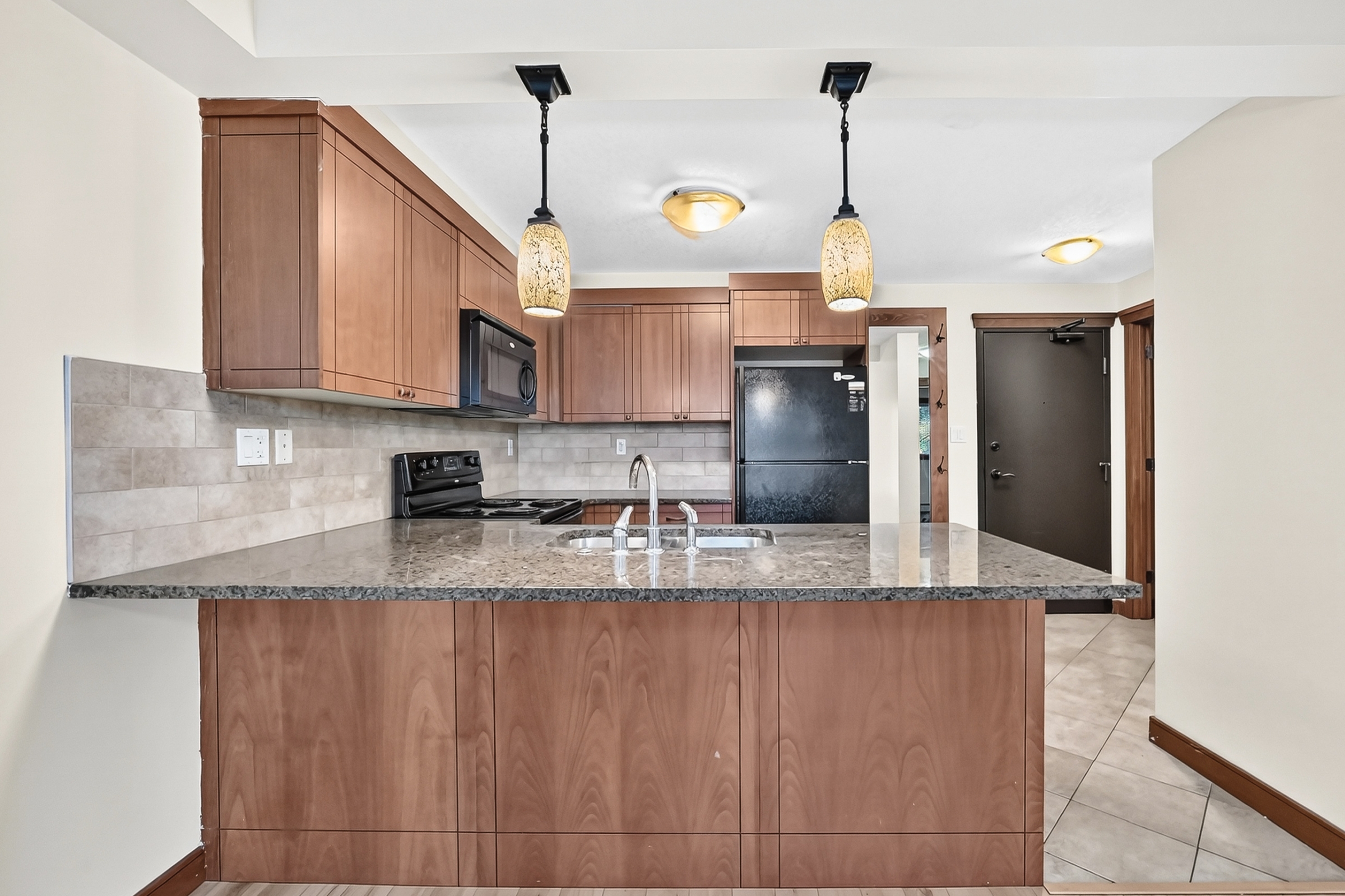 204, 315 50 Ave SW, Calgary, Alberta, 1 Bedroom Bedrooms, 0 ,1 BathroomBathrooms,Condo,For Rent,The Windsor,50 Ave SW,204,1453