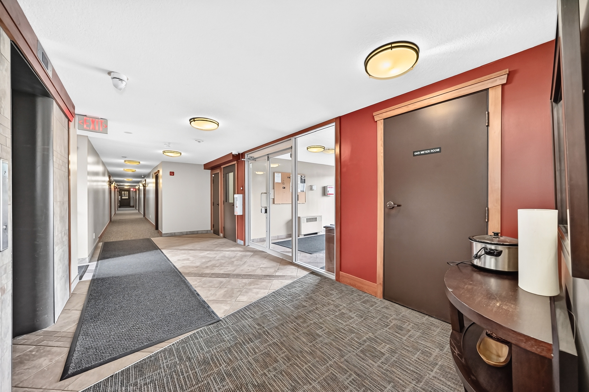 204, 315 50 Ave SW, Calgary, Alberta, 1 Bedroom Bedrooms, 0 ,1 BathroomBathrooms,Condo,For Rent,The Windsor,50 Ave SW,204,1453