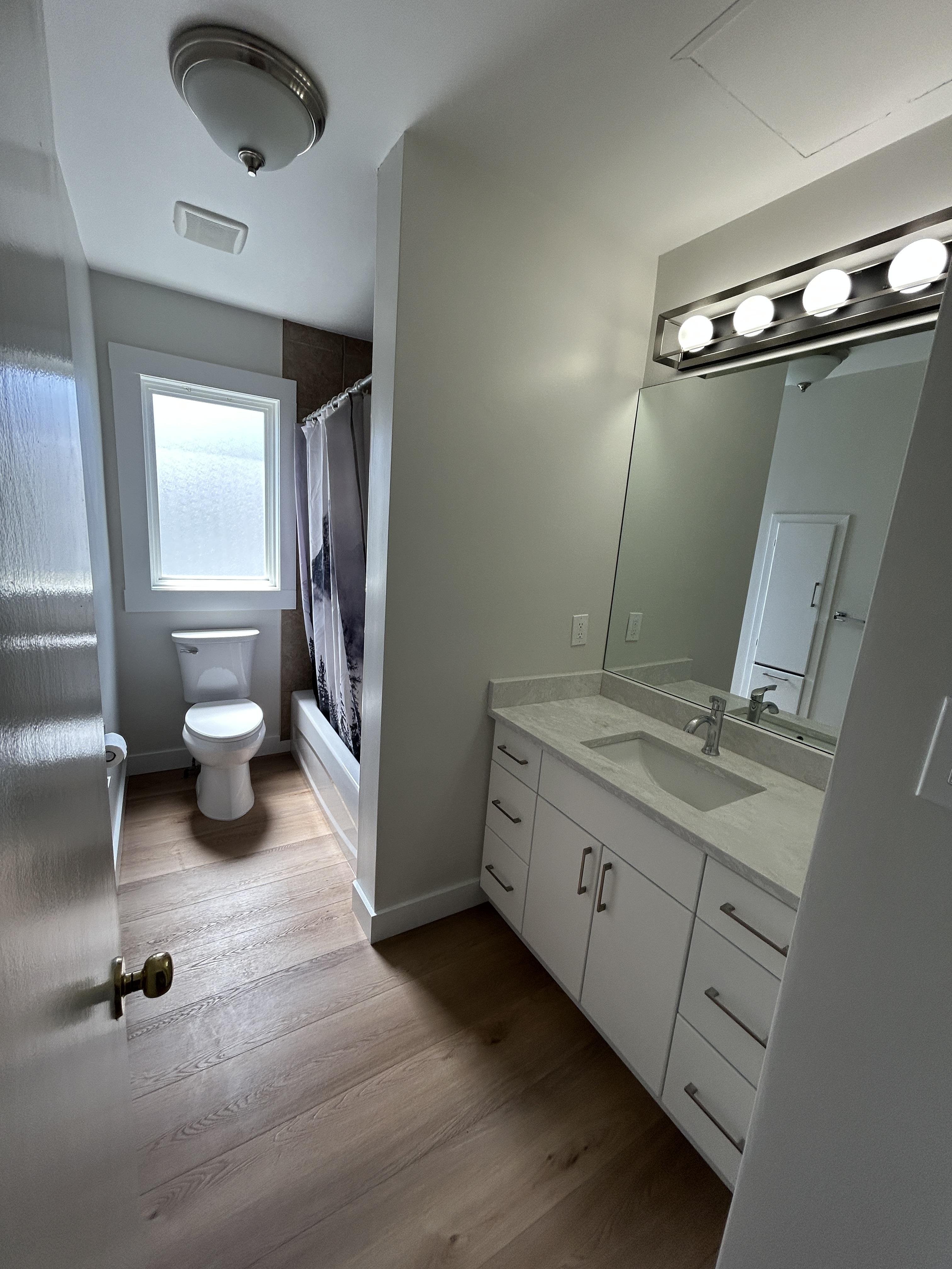 2328 Richmond Rd SW, Calgary, Alberta, 2 Bedroom Bedrooms, 0 ,1 BathroomBathrooms,House,For Rent,Richmond Rd SW,1454 2328 Richmond Rd SW, Calgary, Alberta, 2 Bedroom Bedrooms, 0 ,1 BathroomBathrooms,House,For Rent,Richmond Rd SW,1454